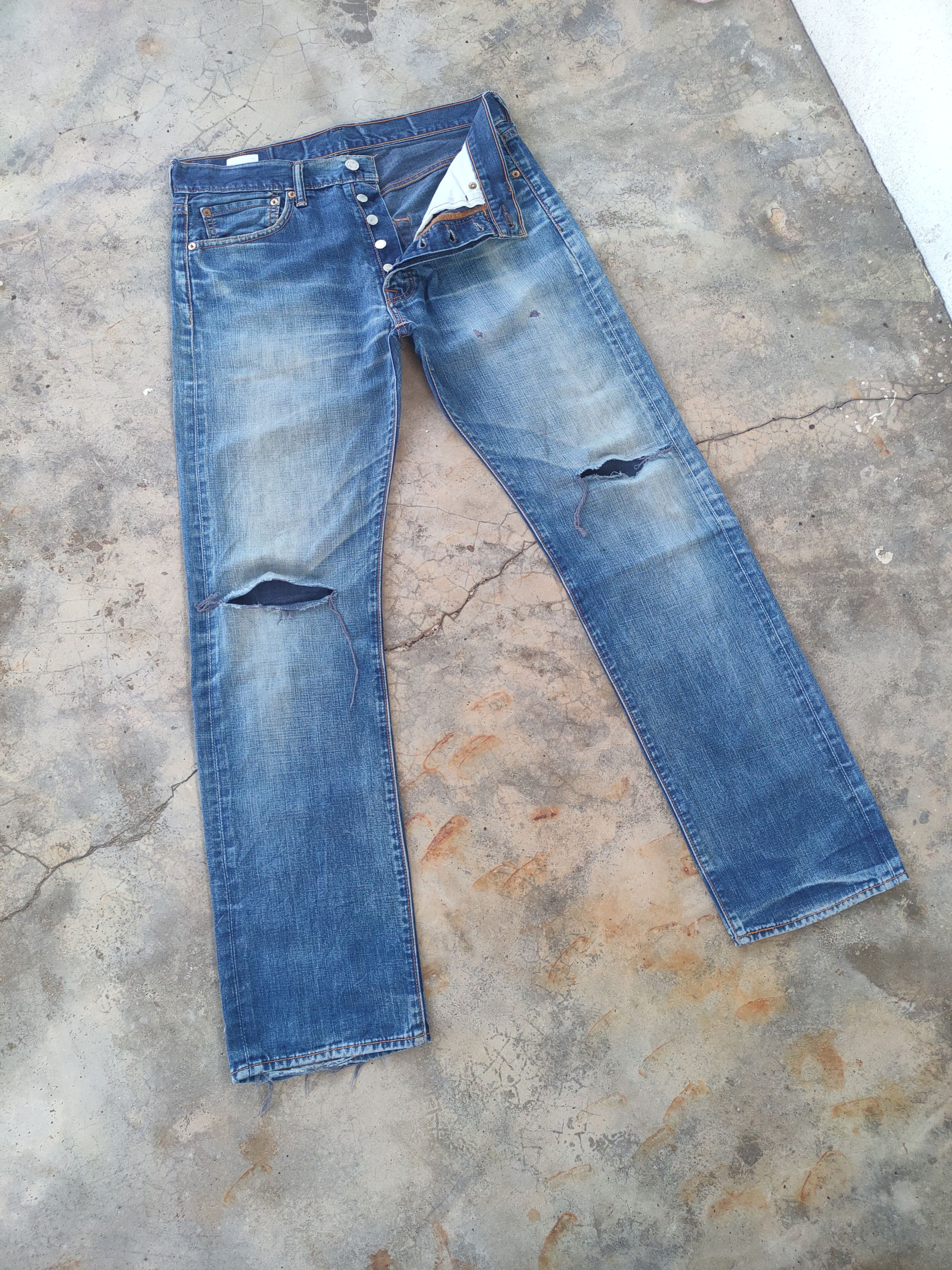 Levi's VINTAGE LEVI'S 501 PREMIUM RIPPED FADED JEANS DENIM PANTS Size US 33 - 3 Thumbnail