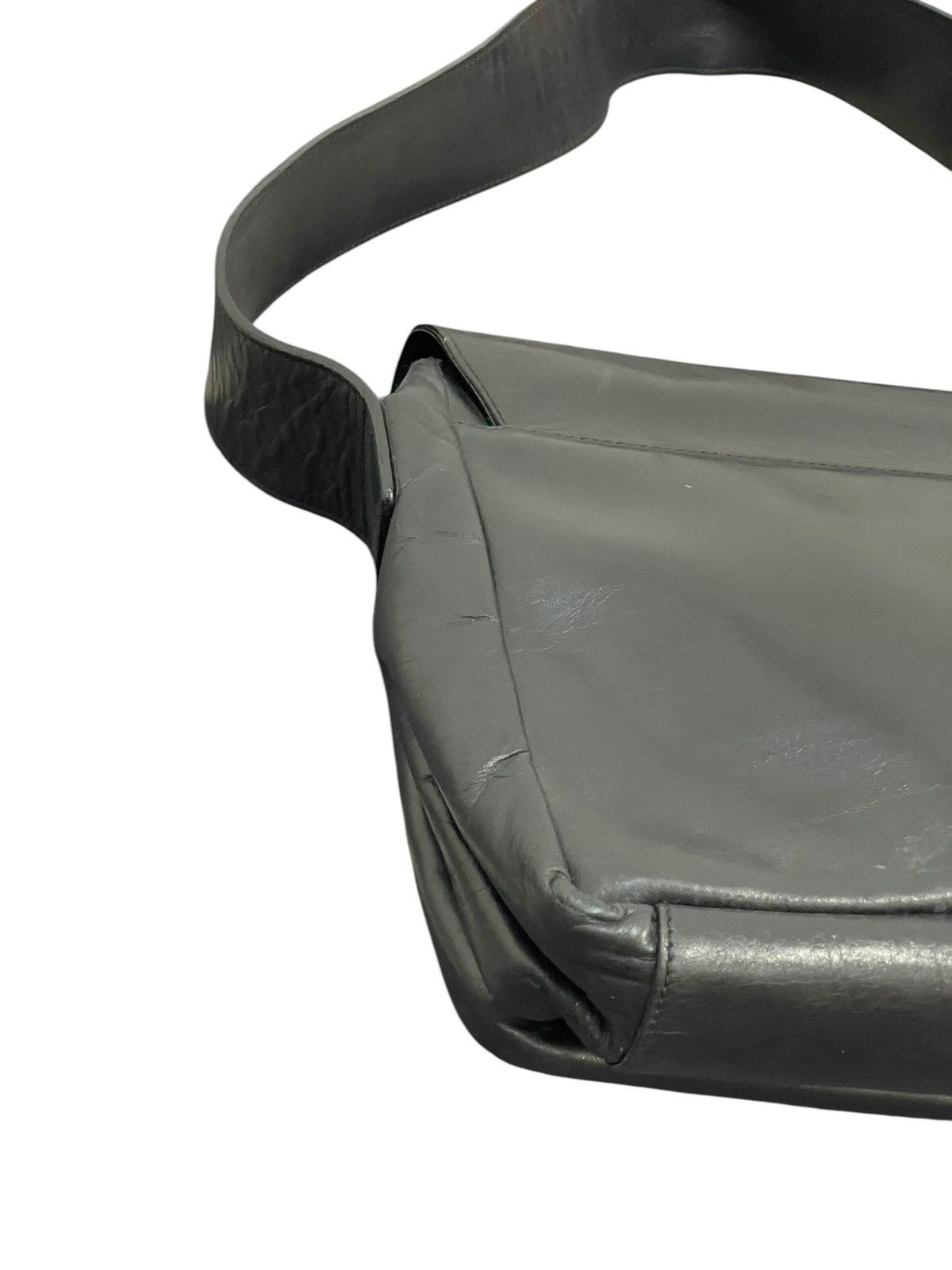 Genuine Leather Full Leather Max Mara Italy Shoulder Bag 1🟩9 Size ONE SIZE - 14 Thumbnail