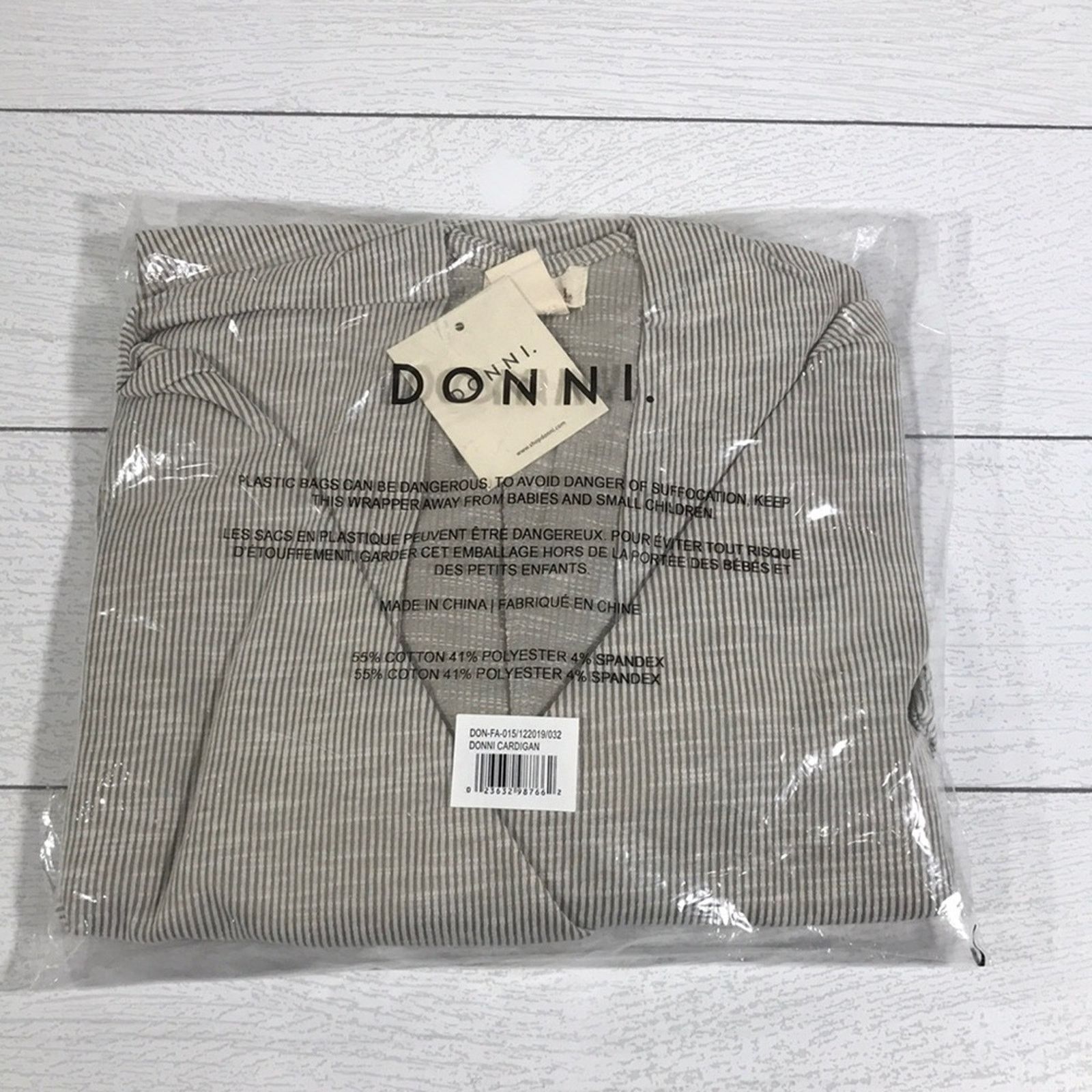 Other DONNI Oversized Gray Ribbed Knit Cardigan Bucket Pockets NWT Size ONE SIZE - 2 Thumbnail