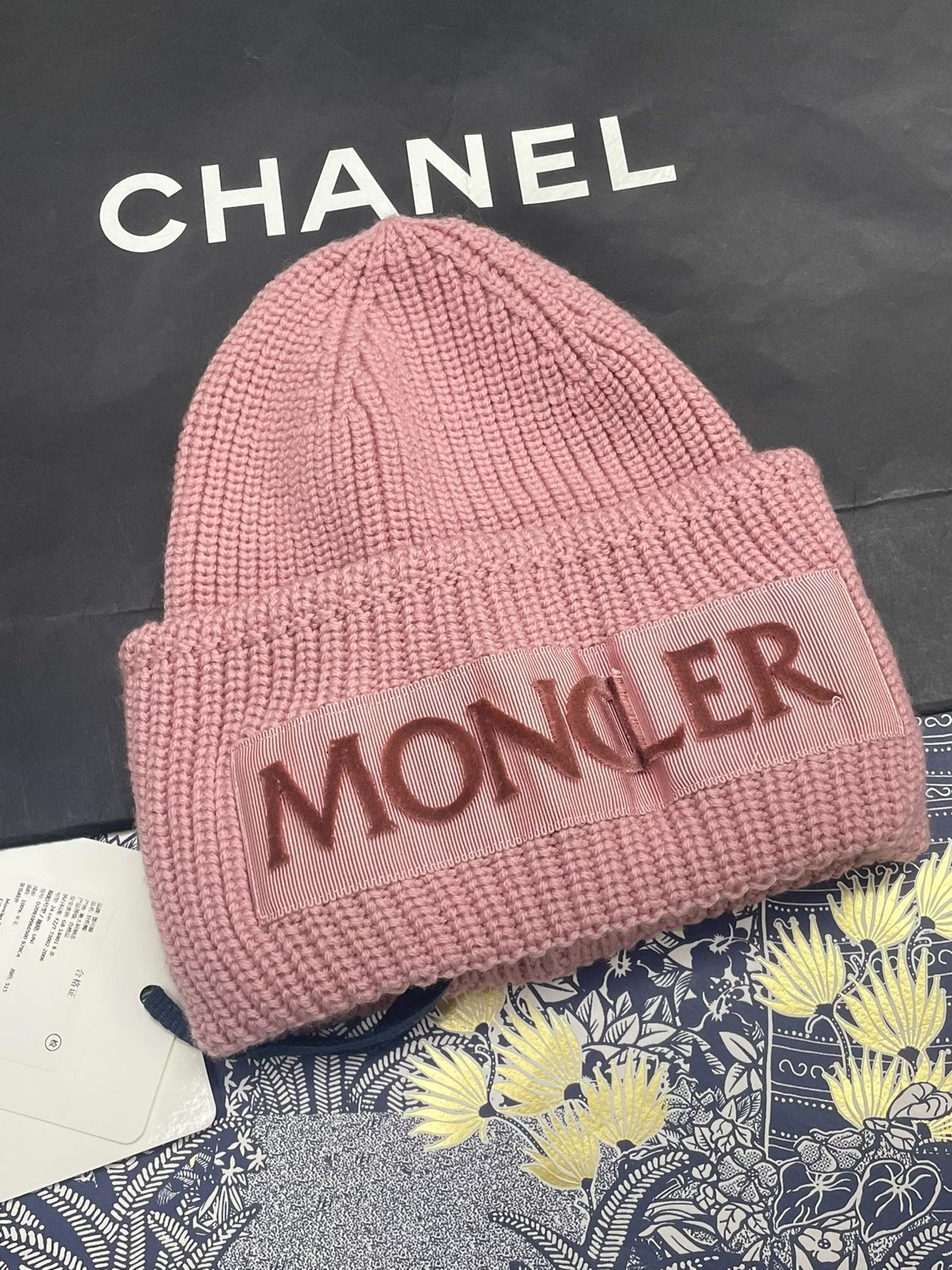 Moncler Moncler Pink Knit Beanie Size ONE SIZE - 1 Thumbnail