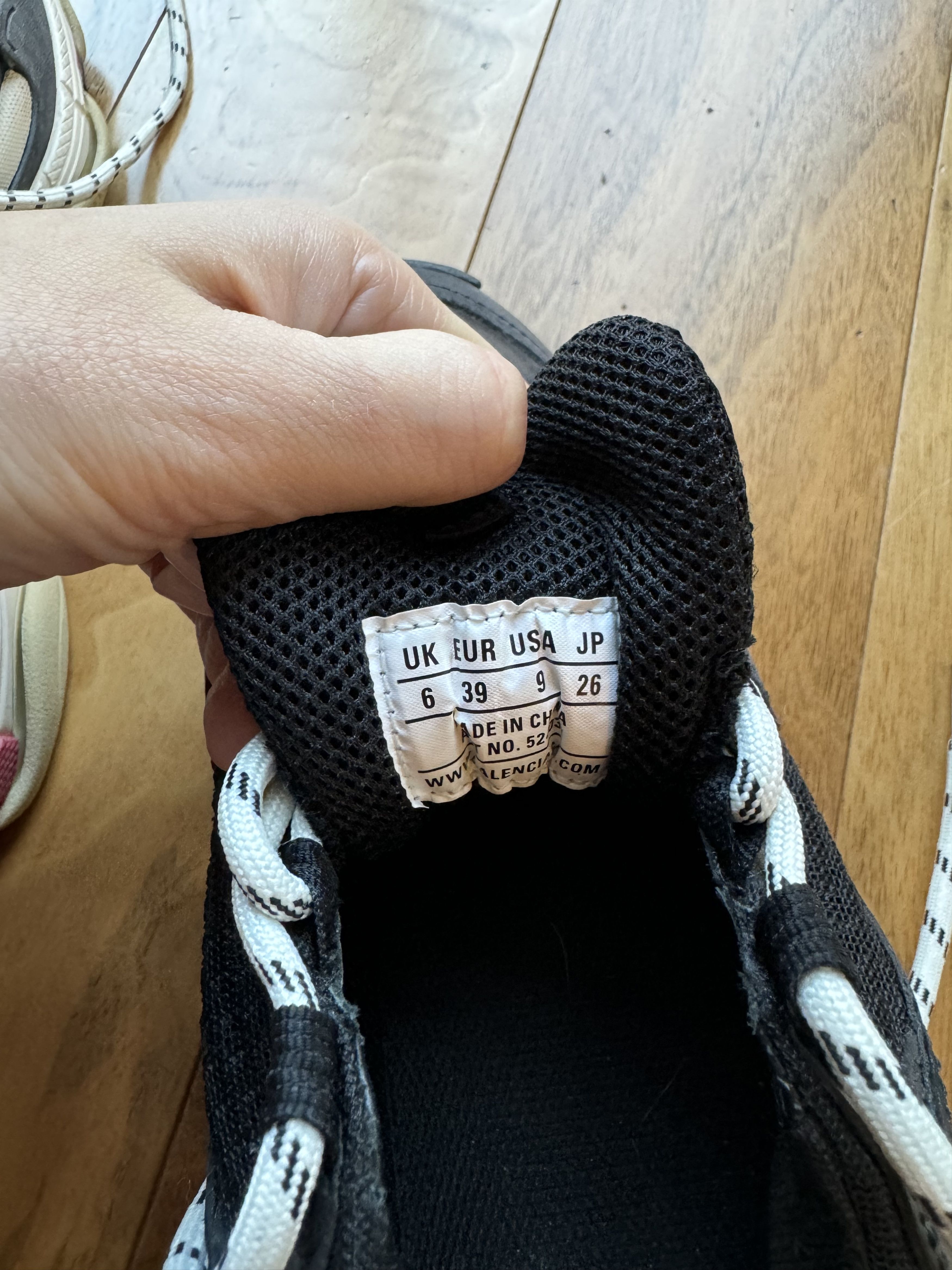 Balenciaga Balenciaga Triple S Sneaker Size US 9 / IT 39 - 6 Thumbnail