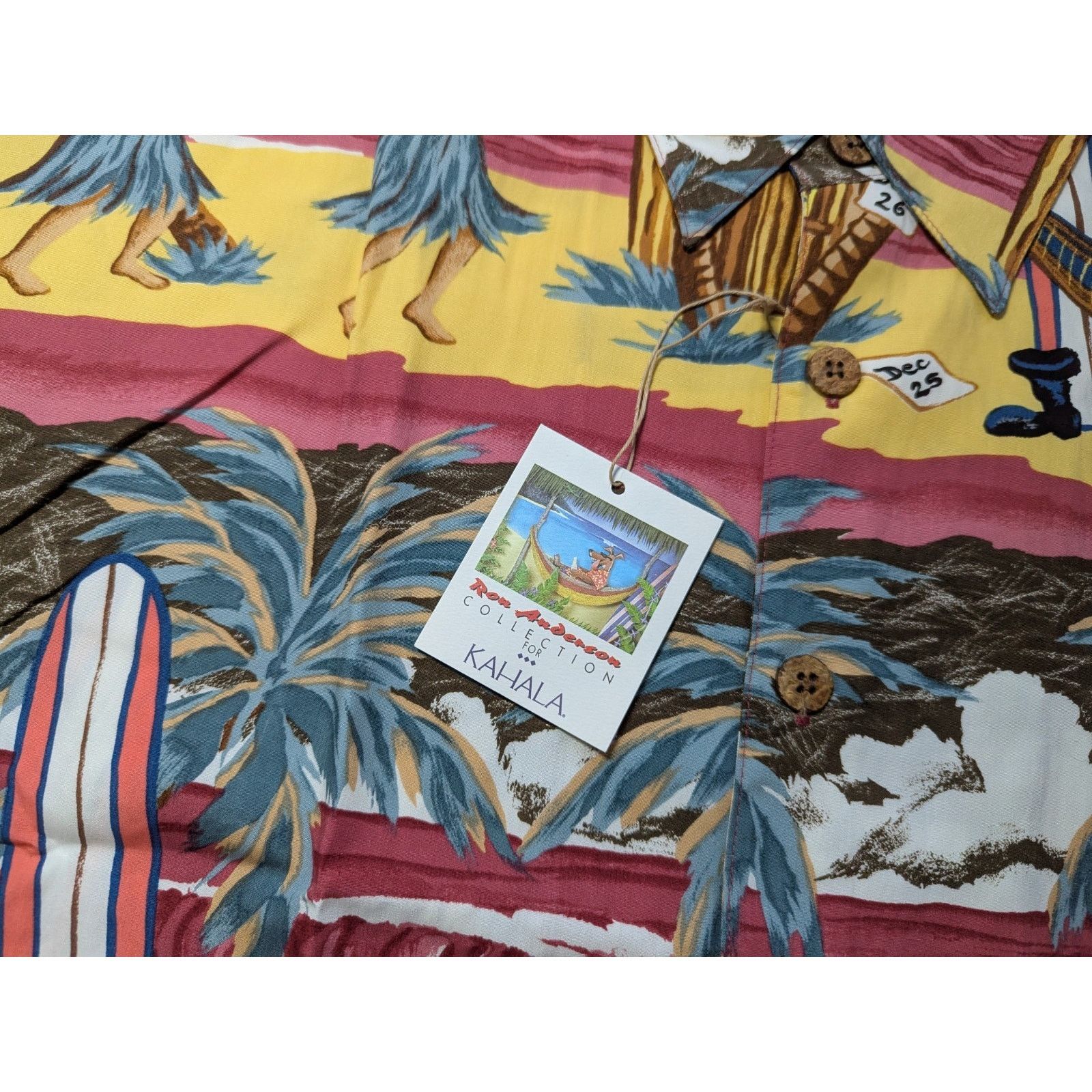 Kahala Ron Anderson Kahala Men's Large Christmas Hawaiian Santa Size US L / EU 52-54 / 3 - 4 Thumbnail
