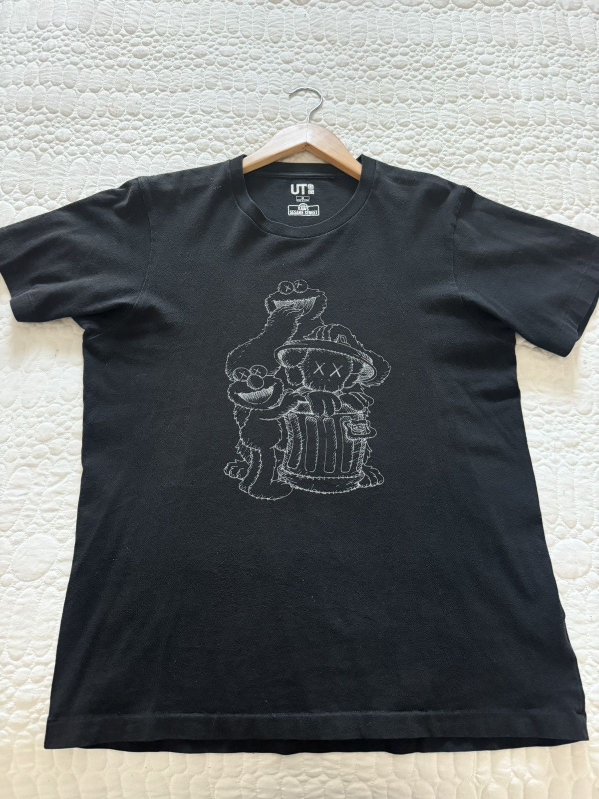 Kaws Kaws X SESAME STREET TEE Size US M / EU 48-50 / 2 - 1 Thumbnail