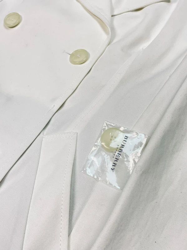 Burberry Burberry full pattern trench coat white new 38 Size XS / US 0-2 / IT 36-38 - 4 Thumbnail