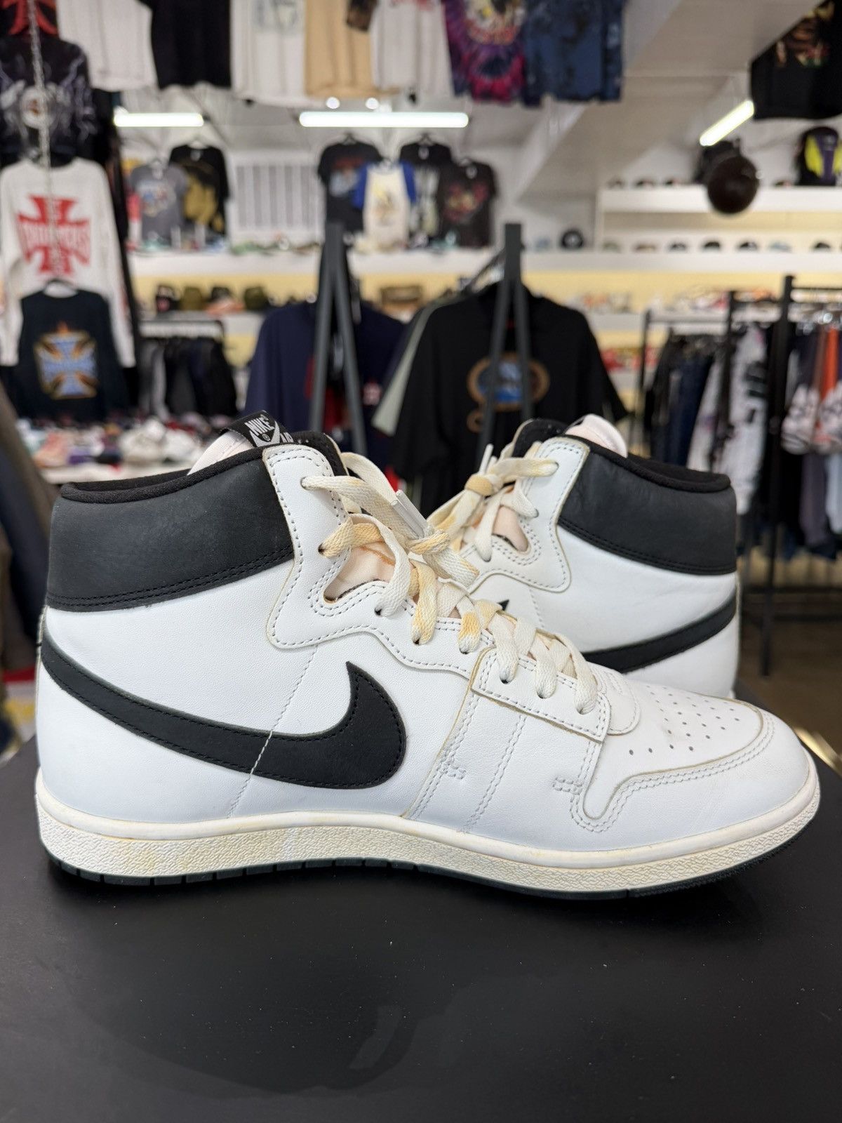 A Ma Maniere × Jordan Brand Air Jordan Air Ship A Ma Maniere White Black Size 11.5(2023) Size US 11.5 / EU 44-45 - 3 Thumbnail