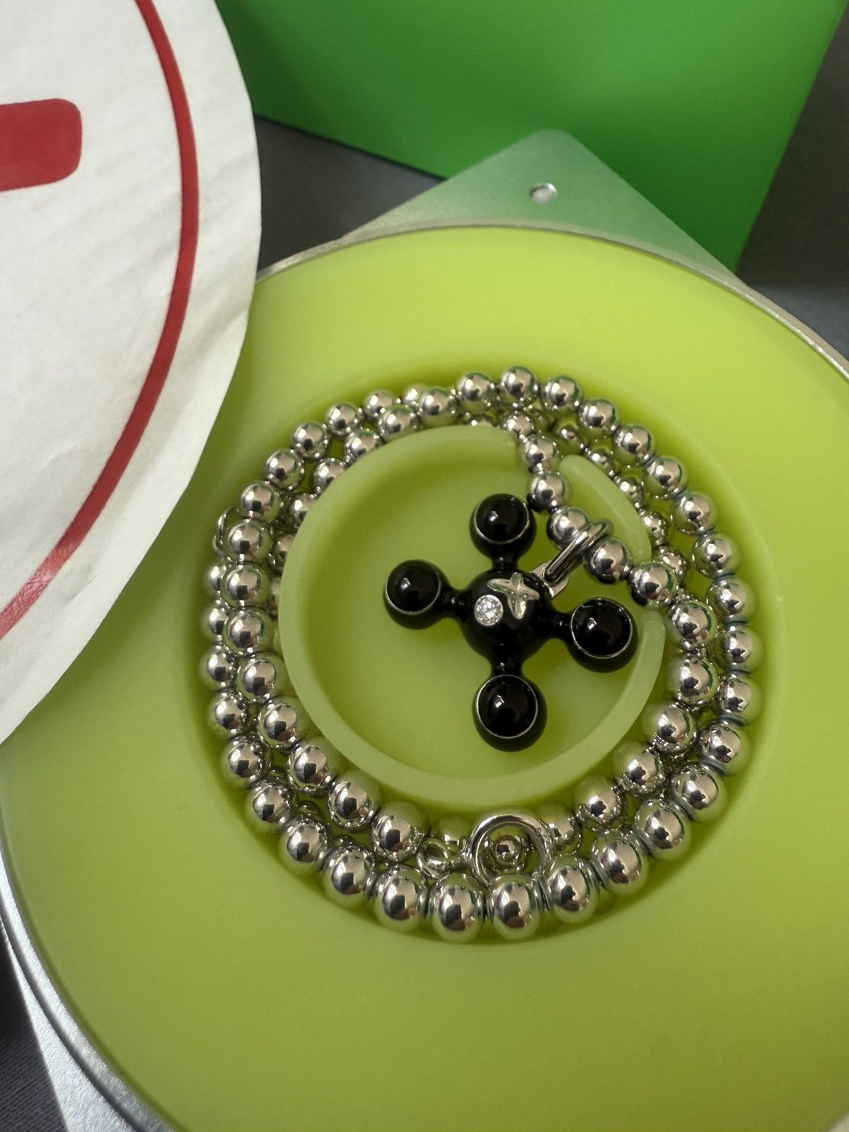 Frank Ocean Homer (by Frank Ocean) Sphere Legs Pendant Size ONE SIZE - 2 Thumbnail