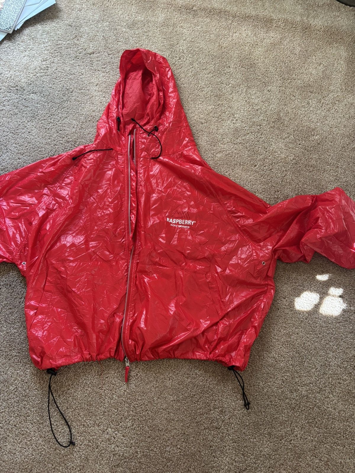 The GV Gallery Raspberry hills water jacket Size US M / EU 48-50 / 2 - 3 Thumbnail