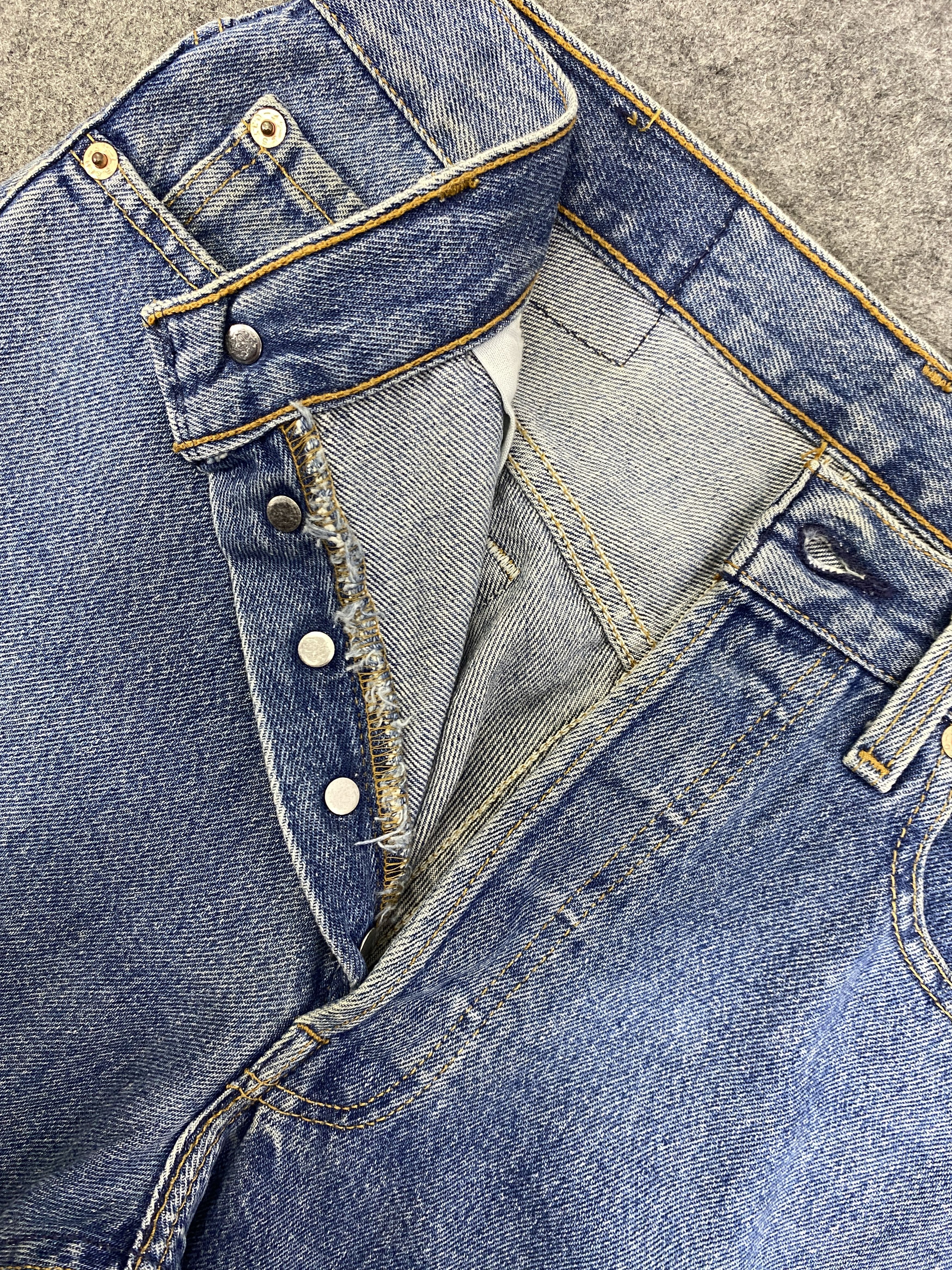 Japanese Brand Bluee Vintage Levis 501 USA Denim Jeans 29x32 - JN3158 Size US 29 - 7 Thumbnail