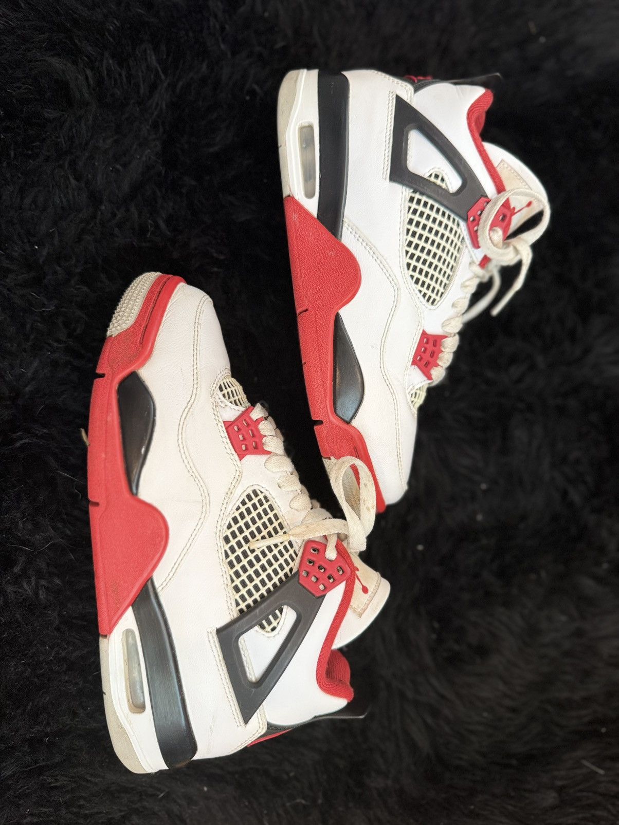 Jordan Brand Jordan 4 Retro Fire Red (2012) Size US 6 / EU 39 - 2 Thumbnail
