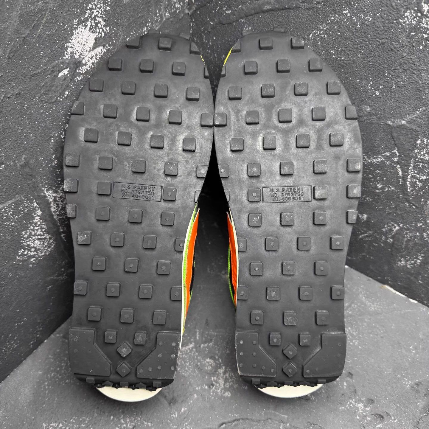 Nike Sacai x Nike Yellow Green 1.0 Q10 Size US 9.5 / EU 42-43 - 4 Thumbnail