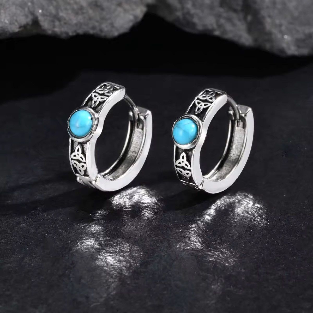 Jewelry Celtic Knot Turquoise Earring in Silver, Men's