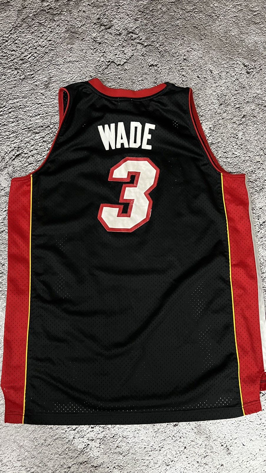 Adidas × NBA × Vintage Early 00’s Miami Heat NBA Dwyane Wade adidas jersey Size US XL / EU 56 / 4 - 4 Thumbnail