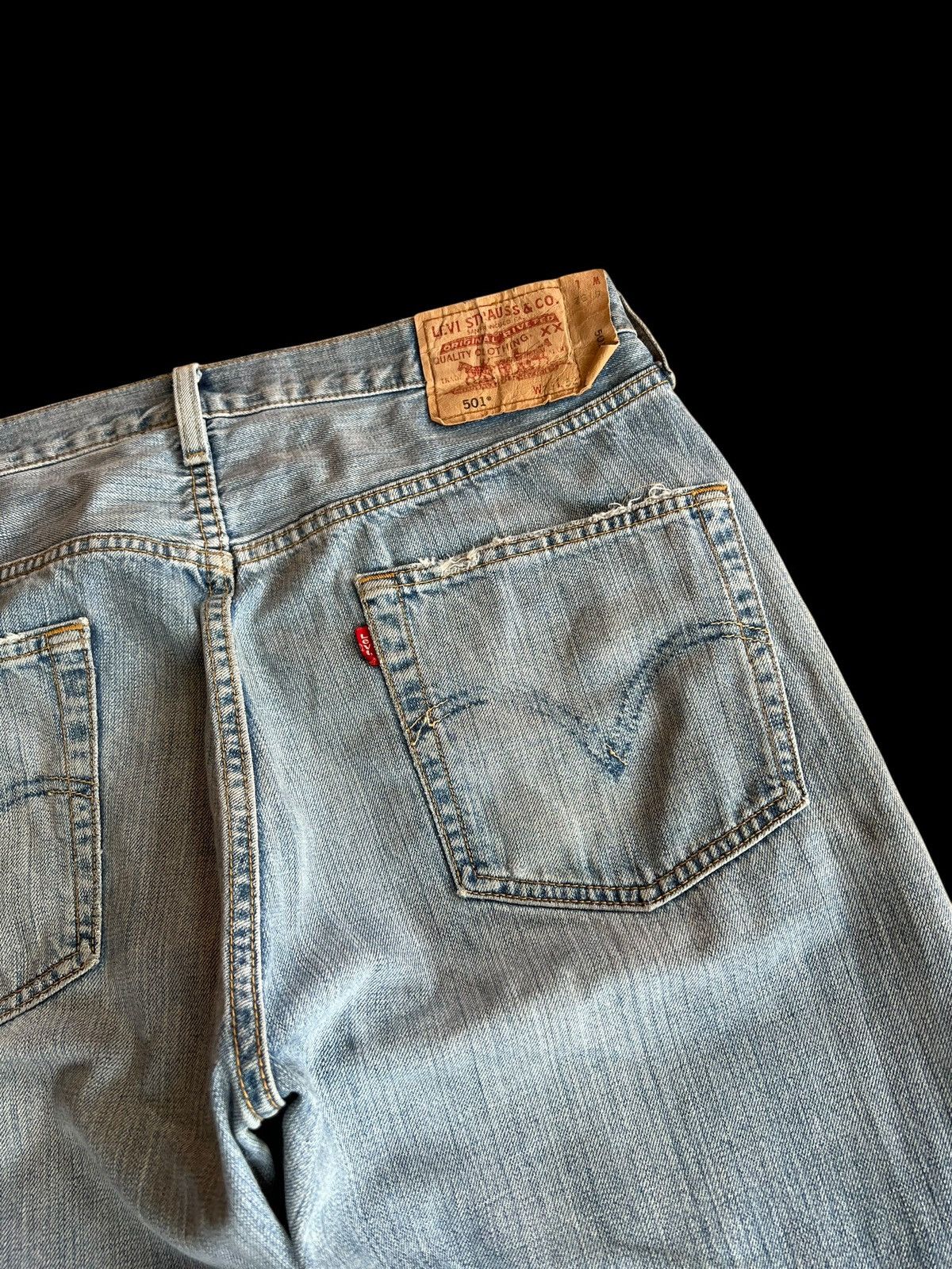 Levi's Vintage Levis 501 Nice Faded Distress Jean Size US 33 - 12 Thumbnail