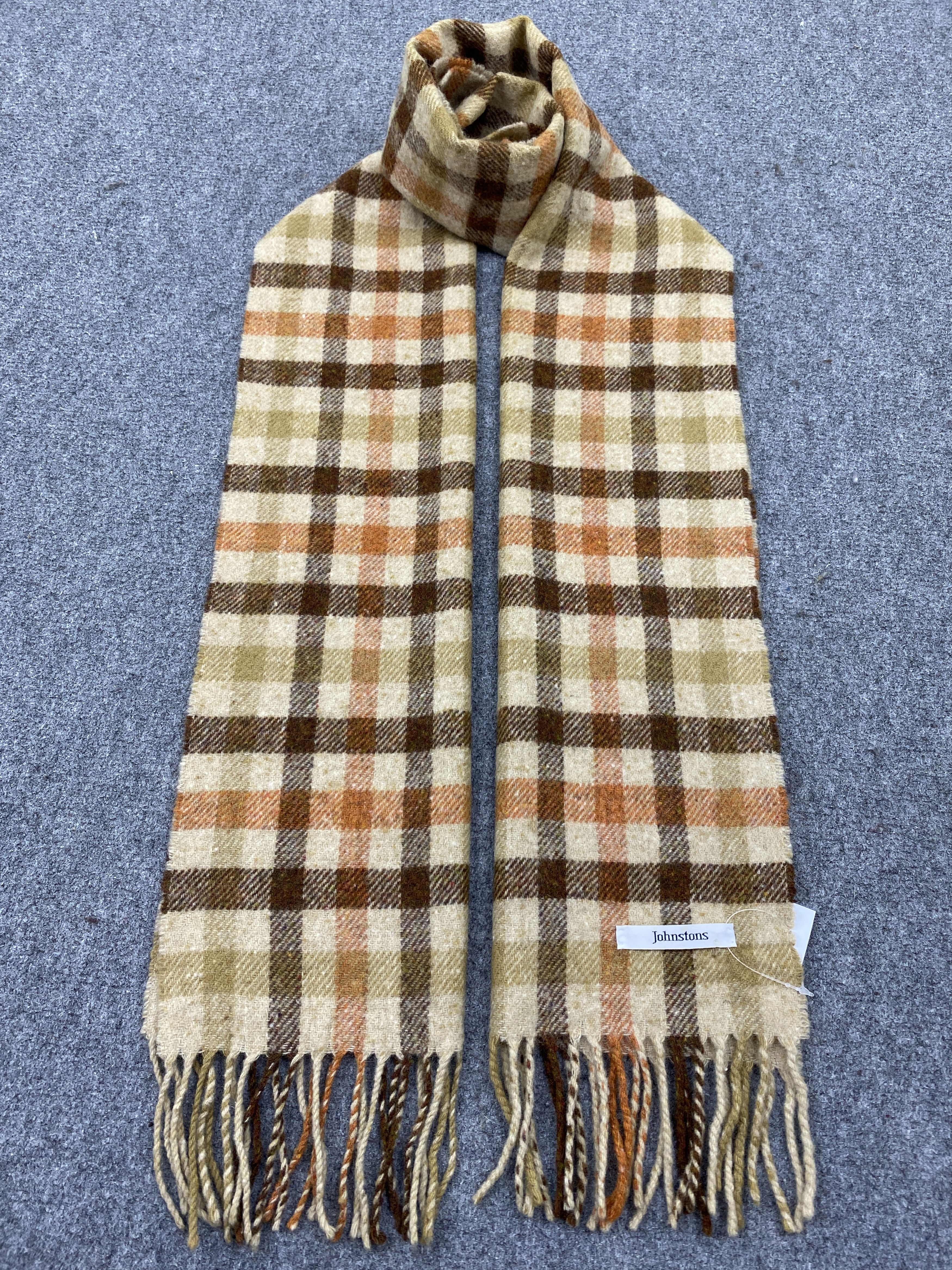 Johnstons Of Elgin Johnstons Of Elgin Scarf / Muffler / Neckwear SC0270 Size ONE SIZE - 1 Thumbnail