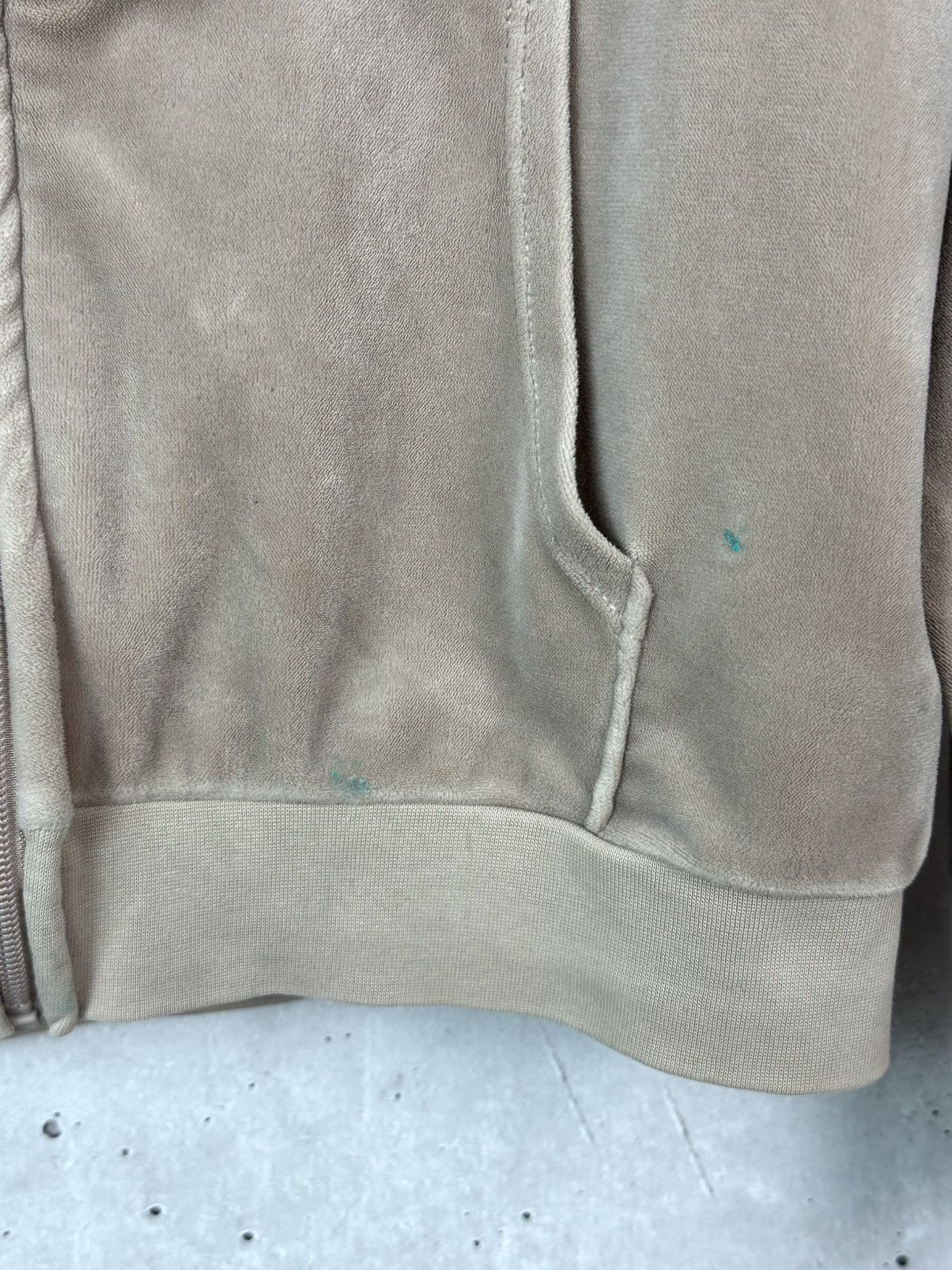 Juicy Couture Juice Couture Velvet Beige Zip Women’s Long Sleeve Hoodie Size S / US 4 / IT 40 - 6 Thumbnail
