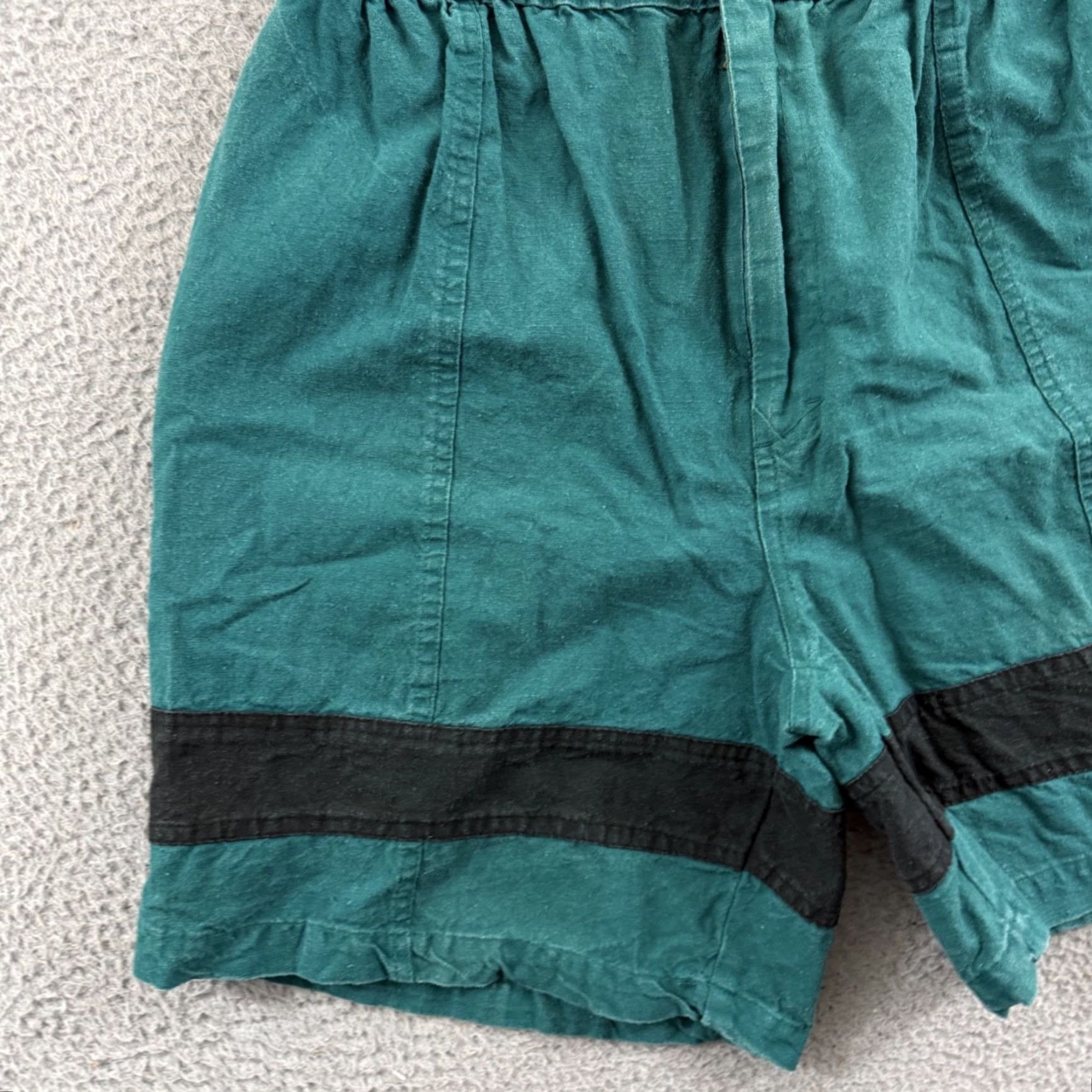 Vintage VINTAGE Surf Odyssey Cargo Shorts Mens L Green 90s Stretch Pockets Casual 7" Inseam Boys? Size US 33 - 3 Thumbnail