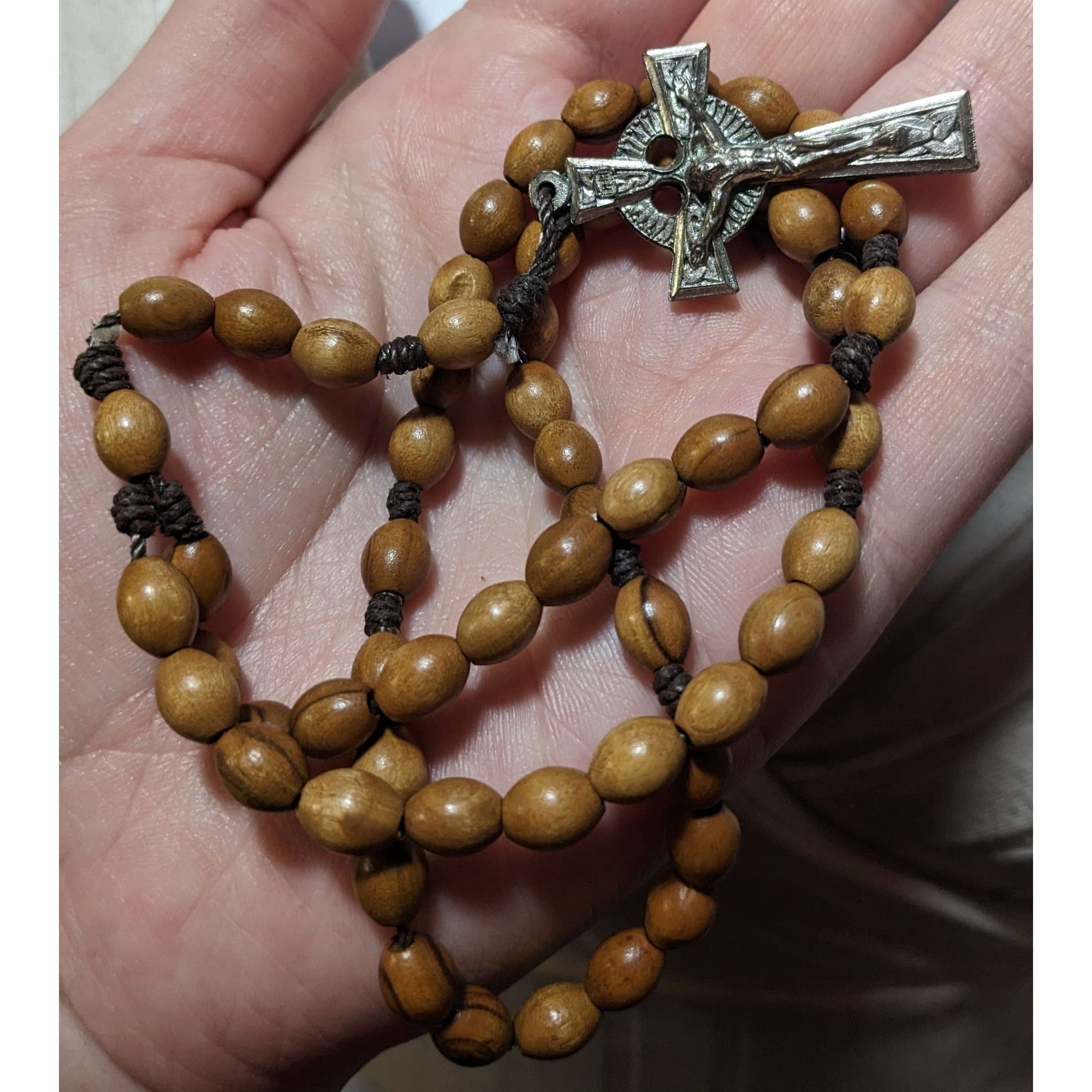 Other Vintage Brown Wood Beaded Rosary Necklace Size ONE SIZE - 6 Thumbnail