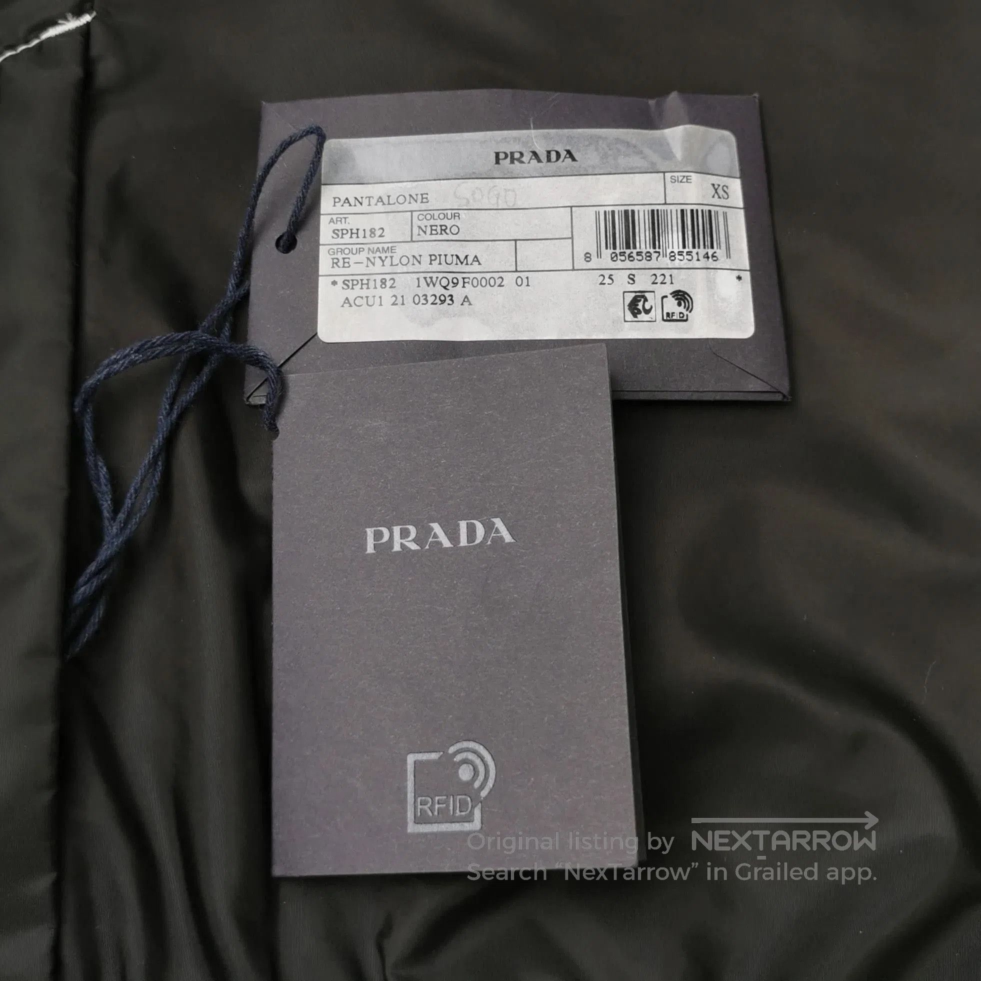 Prada Prada Triangle Logo Shorts XS. Size 24" / US 00 / IT 34 - 1 Thumbnail