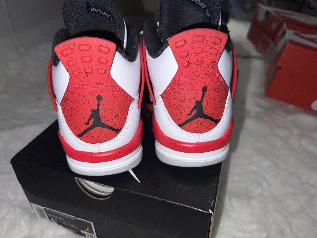 Jordan Brand × Nike AIR JORDAN RETRO RED CEMENT Size US 6 / IT 36 - 7 Thumbnail