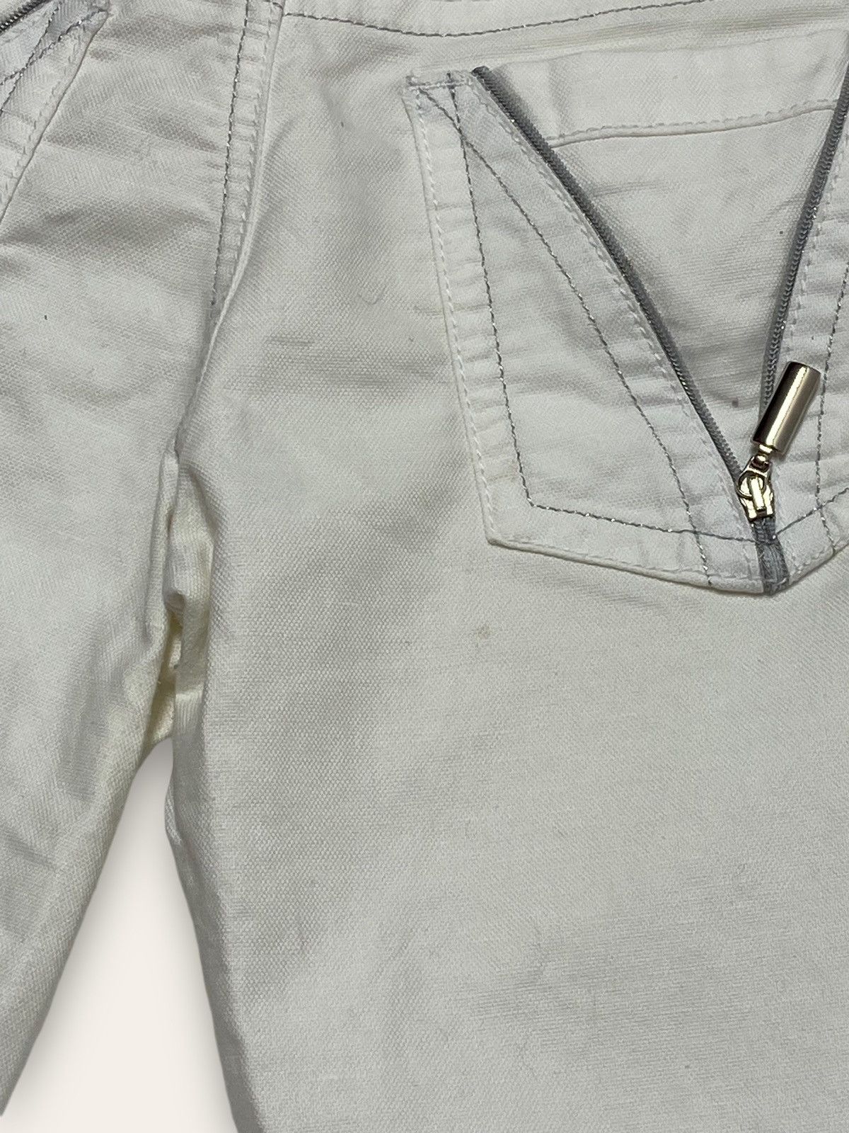 Versace Vintage VERSACE JEANS COUTURE White Denim Jeans Y2K Size US 30 / EU 46 - 15 Thumbnail