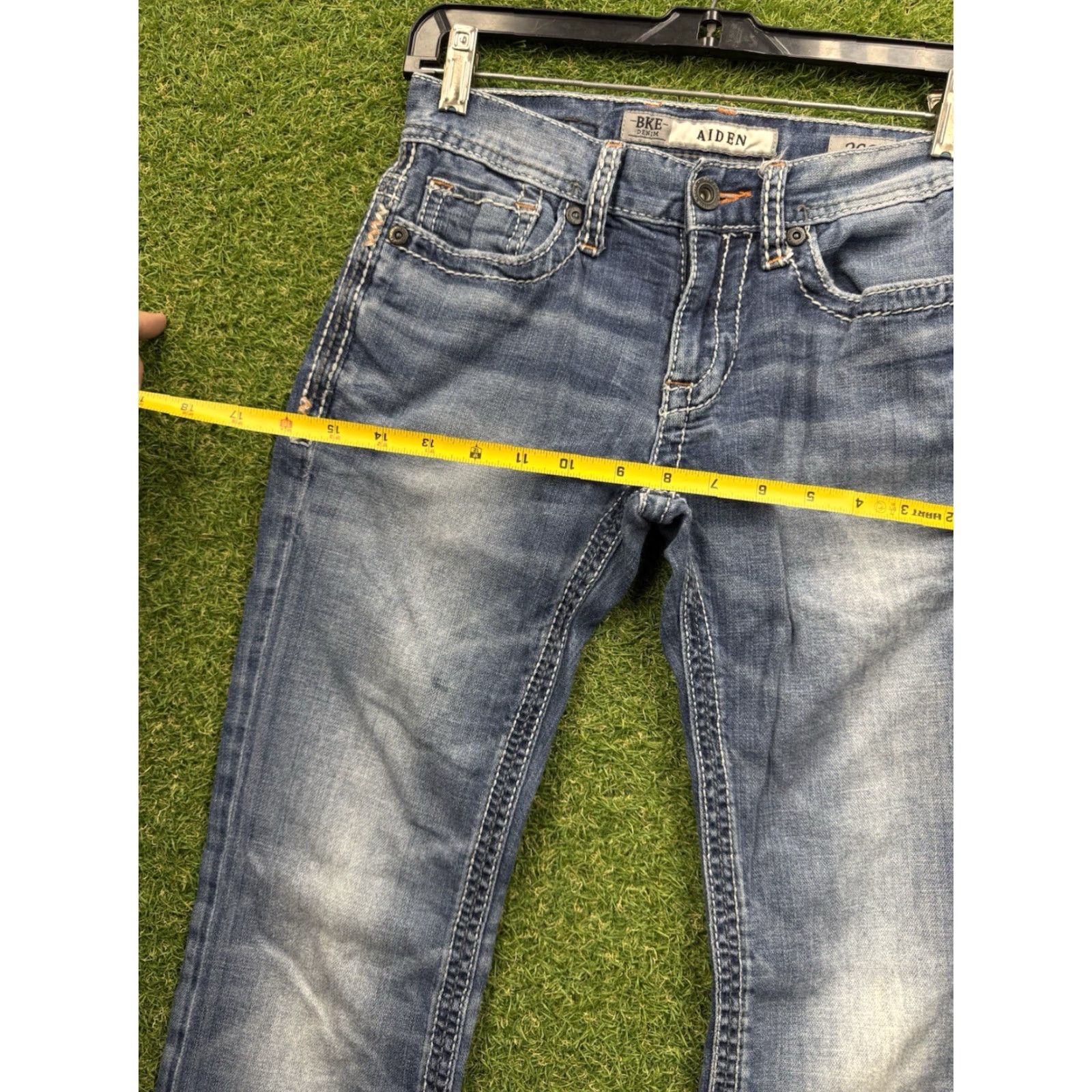 Vintage Buckle Jeans Buckle BKE Mens 26S Aiden Straight Leg Mid Rise Medium Wash Y2K 90s 80s Vintage? Wait. Size US 26 / EU 42 - 6 Thumbnail