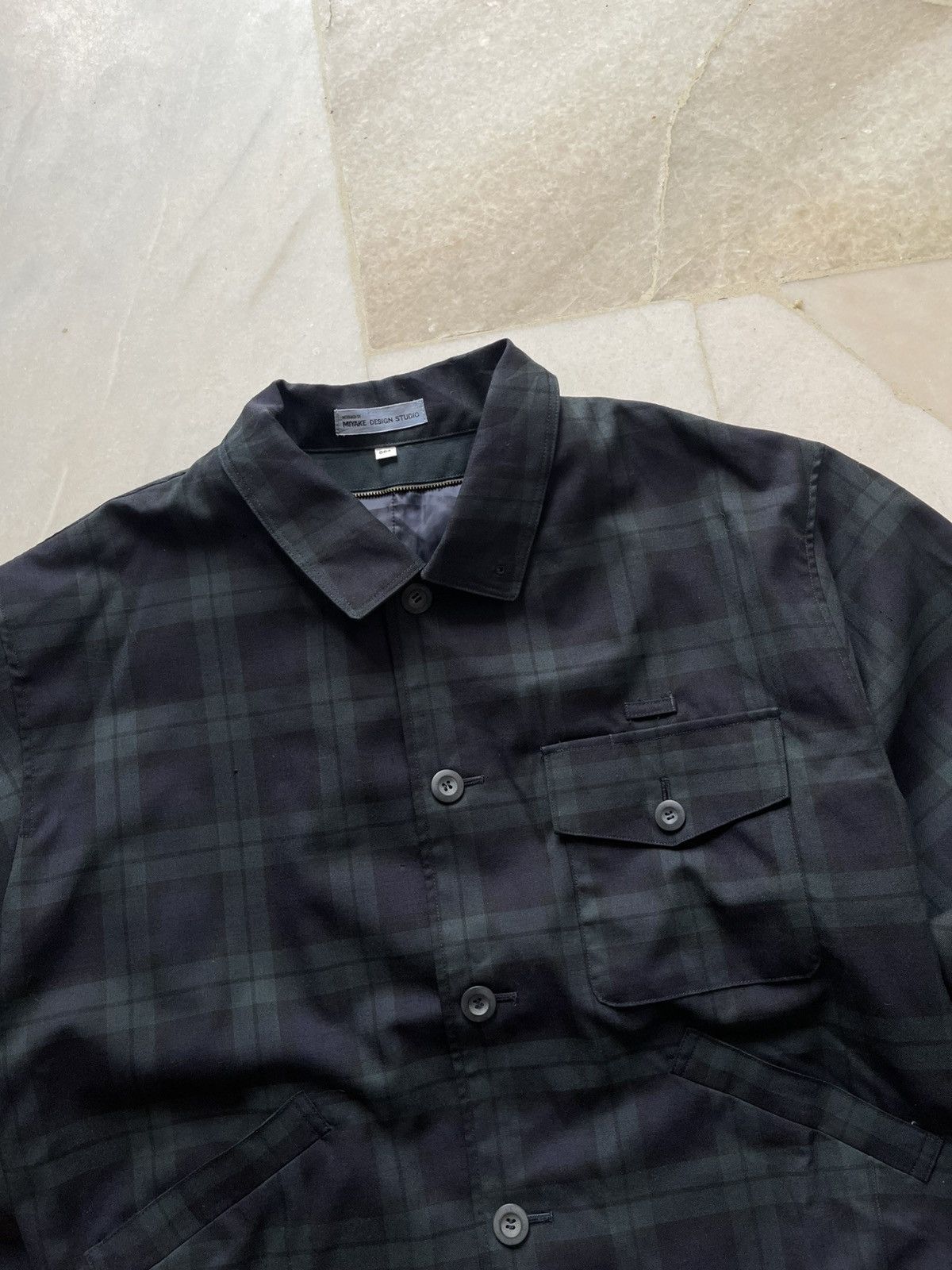 Issey Miyake 70s Issey Miyake Studio Plaid Crop Wool Jacket A1 Size US L / EU 52-54 / 3 - 3 Thumbnail