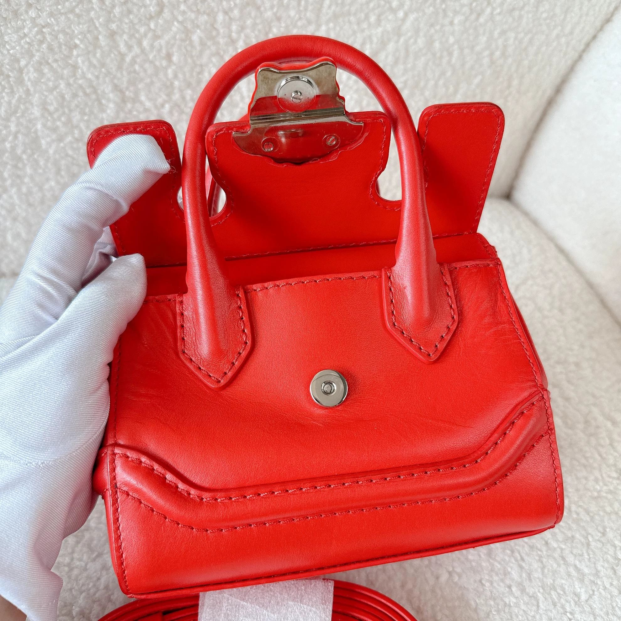 Versace Versace Red Hand/Crossbody Bag Pre-Owned Size ONE SIZE - 6 Thumbnail