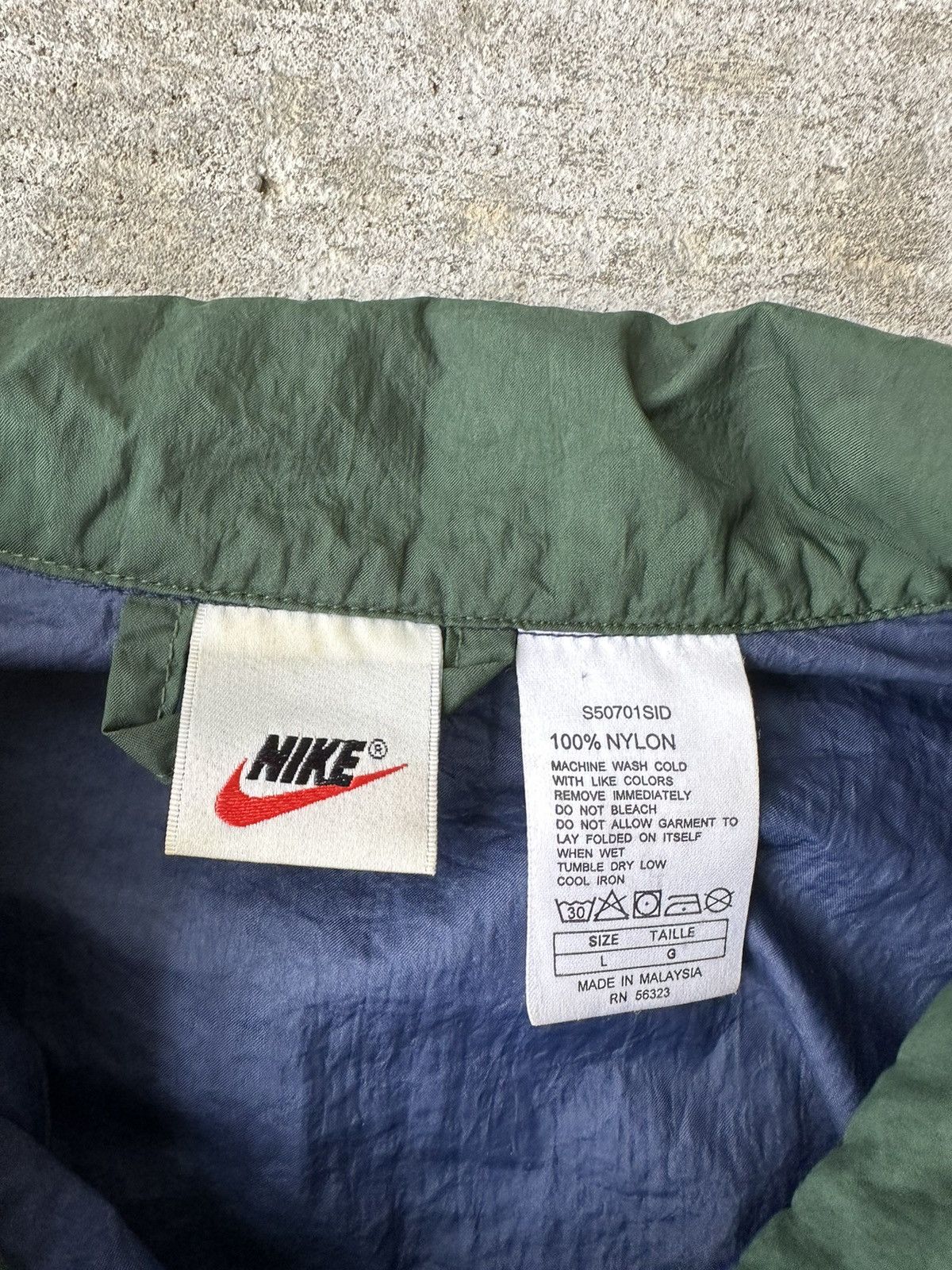 Nike 90s Nike Air Anorak Windbreaker Jacket Size US L / EU 52-54 / 3 - 12 Thumbnail