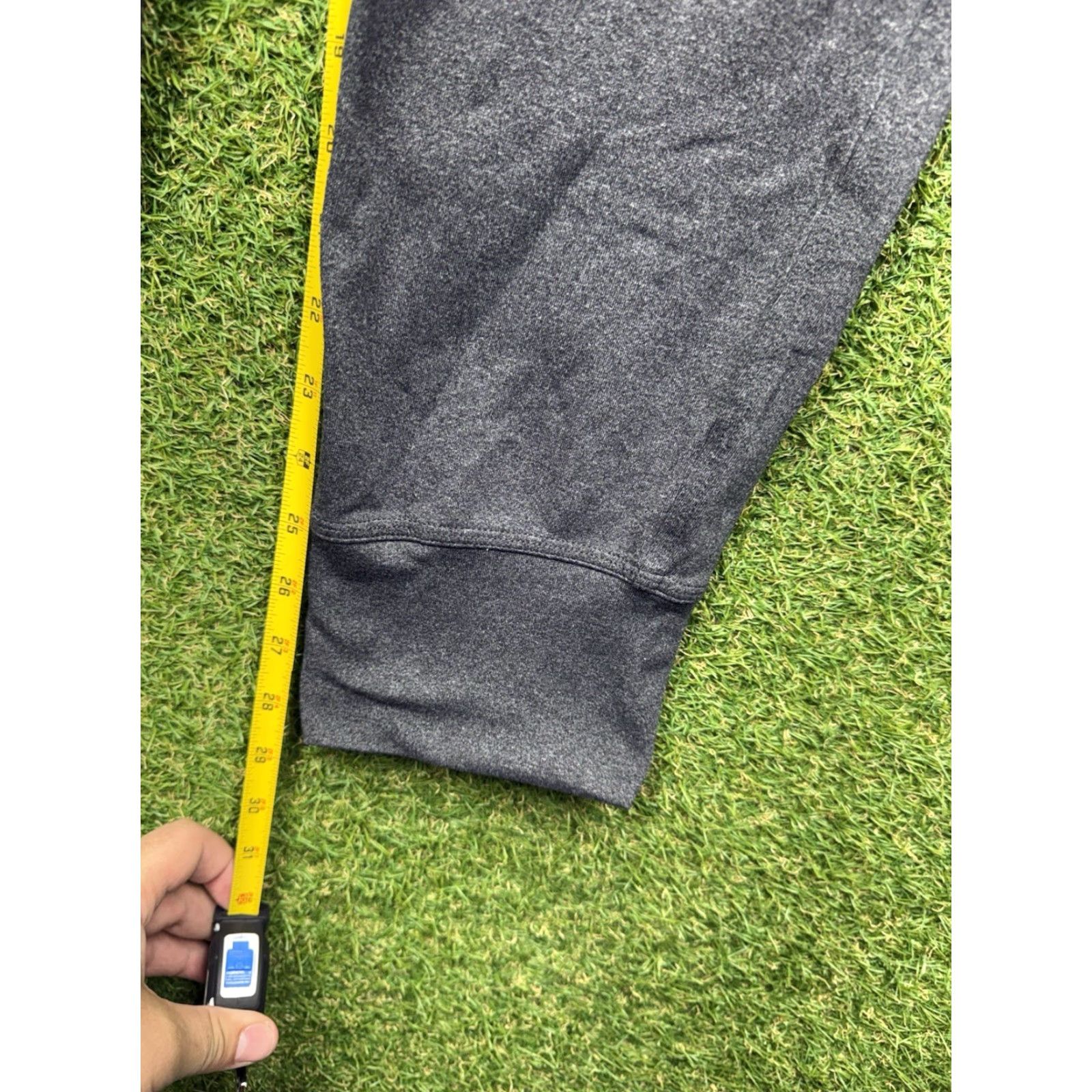 Lululemon Lululemon Intent Jogger Sweatpants Mens M Gray Tapered Regular Waist 30in Zip Pocket Pockets Moisture Wicking Athletic Fit Luon Stretch M5569S Size US 31 - 4 Thumbnail