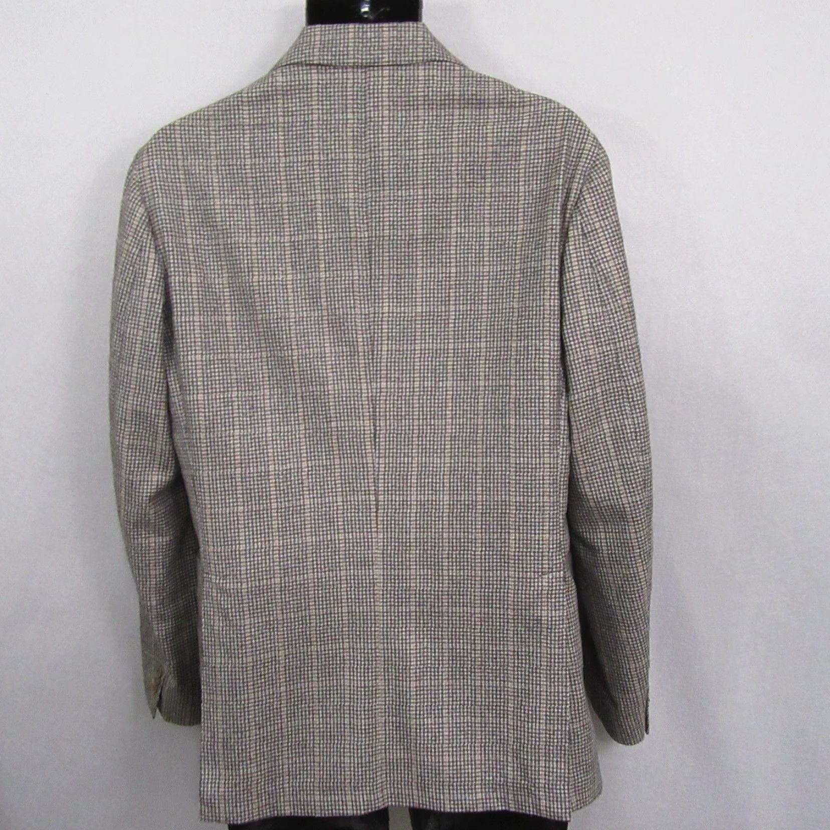 Vintage Maurizio Baldassari Mens Sport Coat Unstructured 40R Gray Slim Wool Check Notch Lapel 2-Button Double-Vented Regular Fit Jacket Coat Gift? Size US XXS / EU 40 - 3 Thumbnail