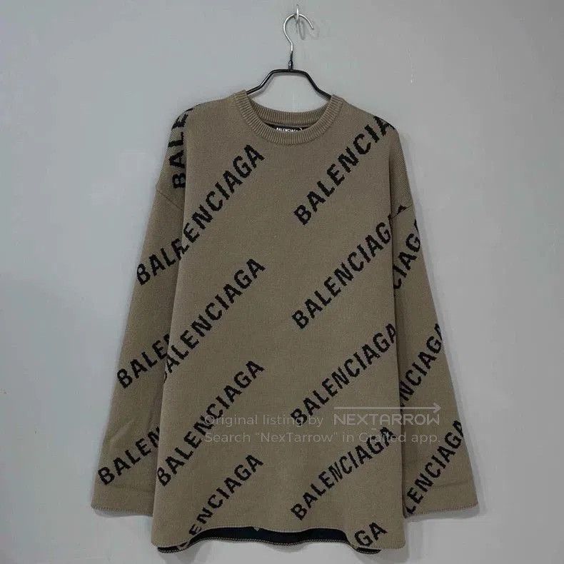 Balenciaga Balenciaga Brown All-over Print Sweater. Size US S / EU 44-46 / 1 - 1 Thumbnail