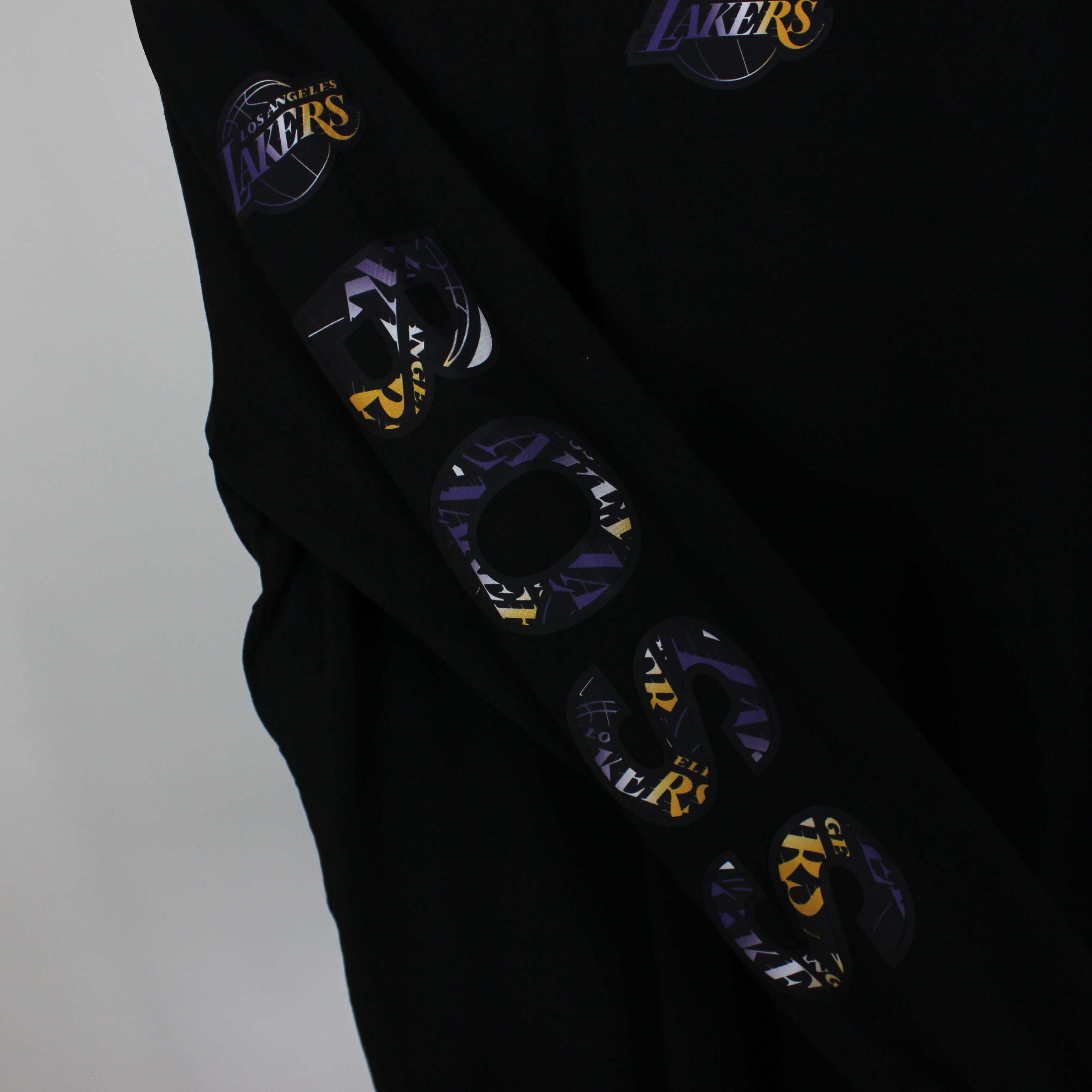 Hugo Boss Hugo Boss x Lakers Long Sleeve Tee L XL Size US XL / EU 56 / 4 - 9 Thumbnail