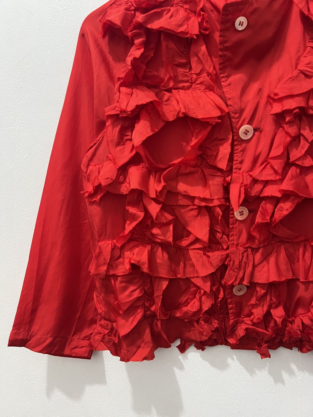 Comme des Garcons Comme des Garçons - AD2014 Red Ruffled Shirt Size S / US 4 / IT 40 - 7 Thumbnail