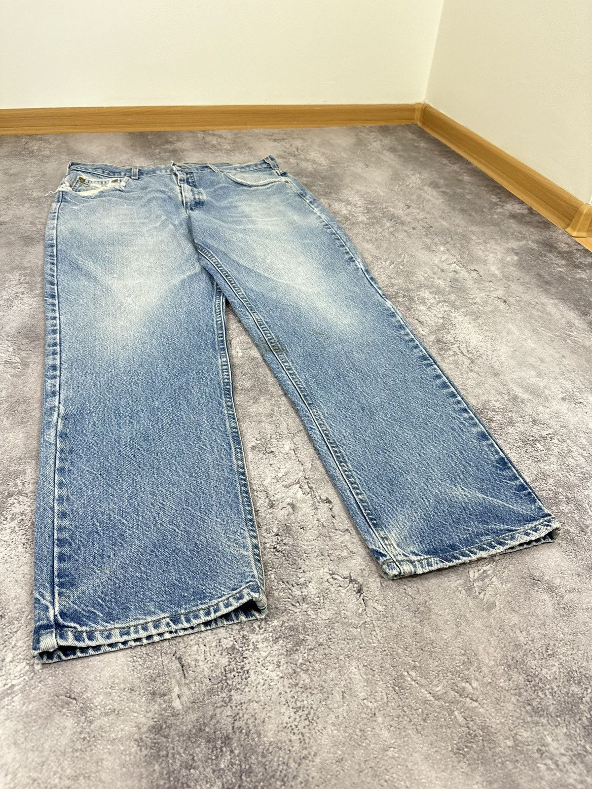 Carhartt Vintage Carhartt Distressed Light Blue Denim Opium USA Jeans Size US 34 / EU 50 - 9 Thumbnail