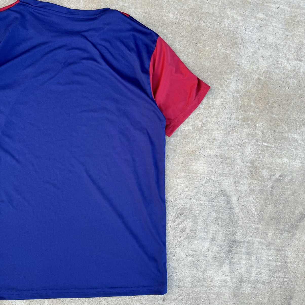 Adidas × Nike Vintage Y2K Blue FC Barcelona Soccer Jersey Kit Fits Medium Size US M / EU 48-50 / 2 - 8 Thumbnail