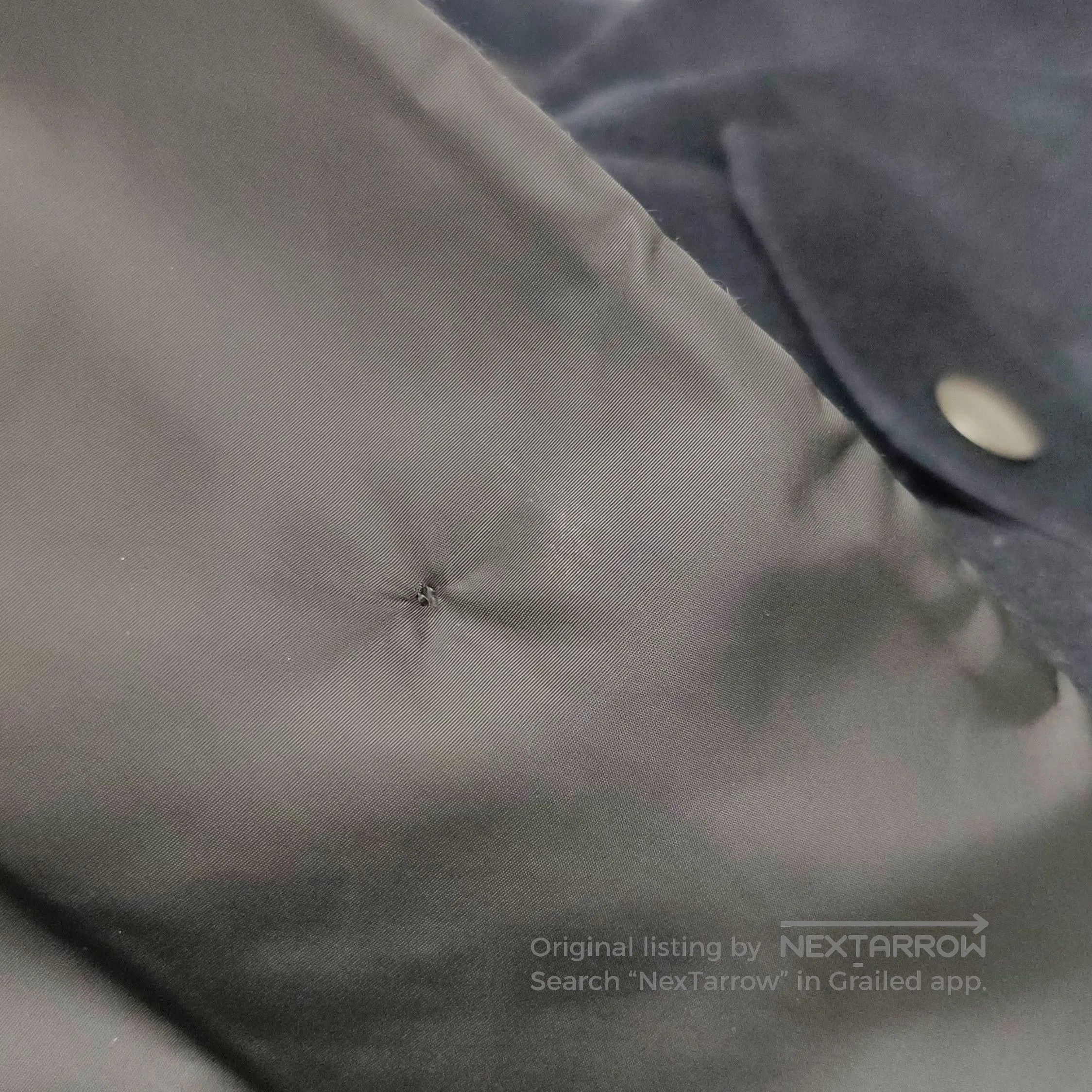 Prada Prada Cashmere Hooded Jacket in Navy . Size US L / EU 52-54 / 3 - 8 Thumbnail