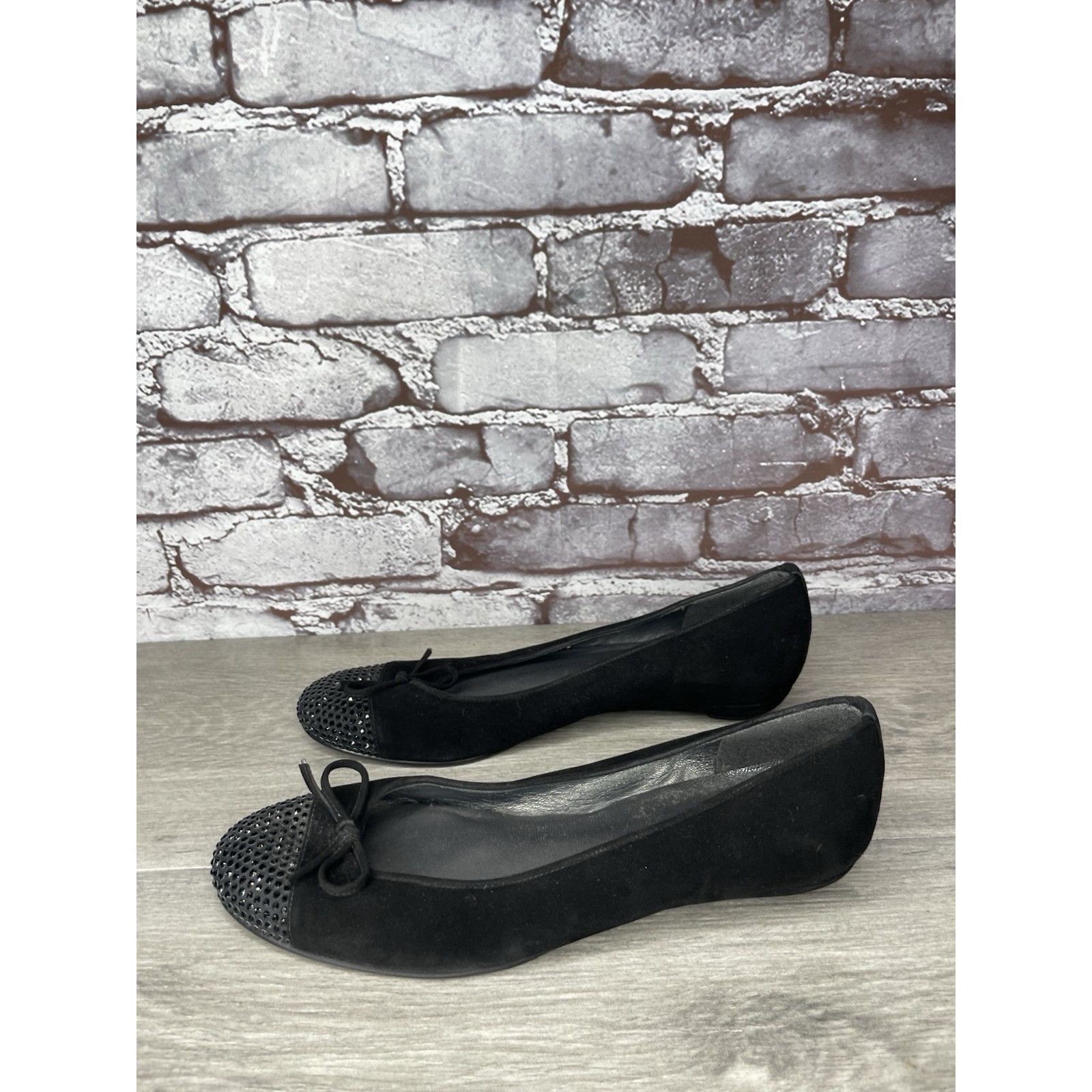 Stuart Weitzman Stuart Weitzman Black Suede Rhinestones Bow Ballet Flats Wom Size US 7.5 / IT 37.5 - 21 Thumbnail