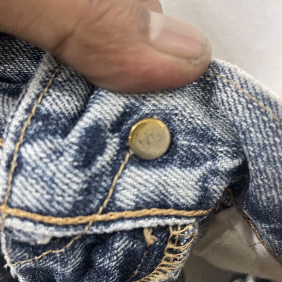 Levi's Vintage Levis 505 Distressed Denim Jeans Size US 28 / EU 44 - 6 Thumbnail