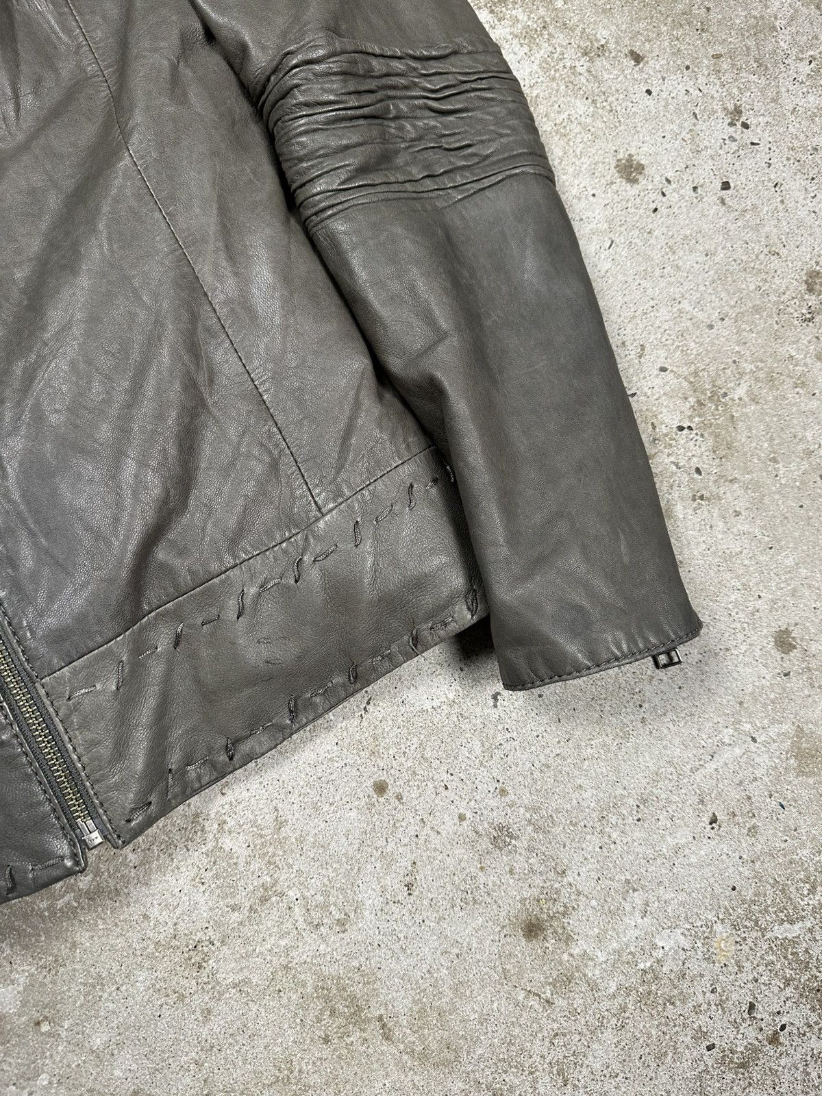 Japanese Brand Vintage Y2K Gray Genuine Leather Biker Moto Style Jacket Size XS / US 0-2 / IT 36-38 - 4 Thumbnail