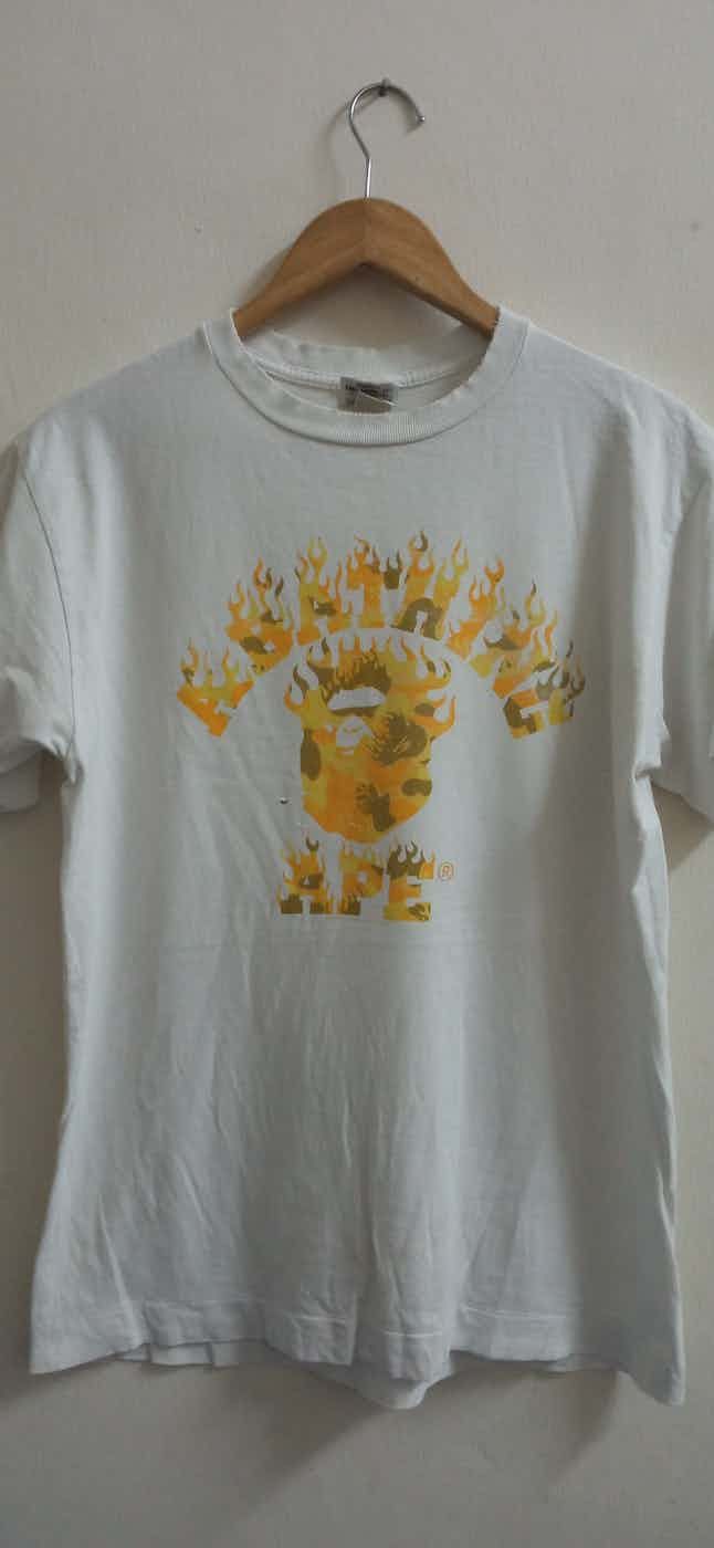 Bape Bathing Ape Flaming Reds Tee Size US L / EU 52-54 / 3 - 1 Thumbnail