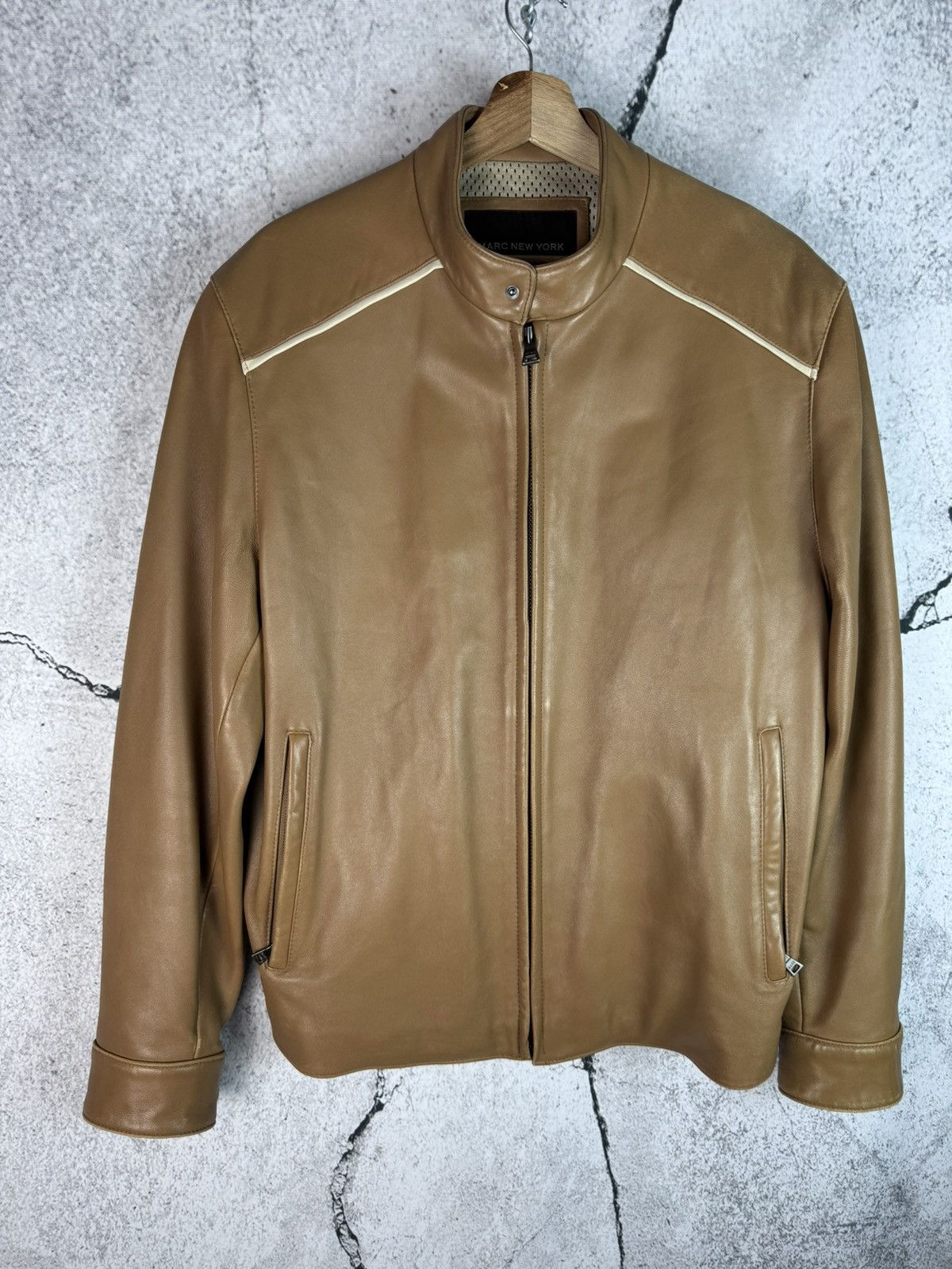 Andrew Marc VTG ANDREW MARC New York RACING moto Leather Jacket MEDIUM Size US M / EU 48-50 / 2 - 2 Thumbnail