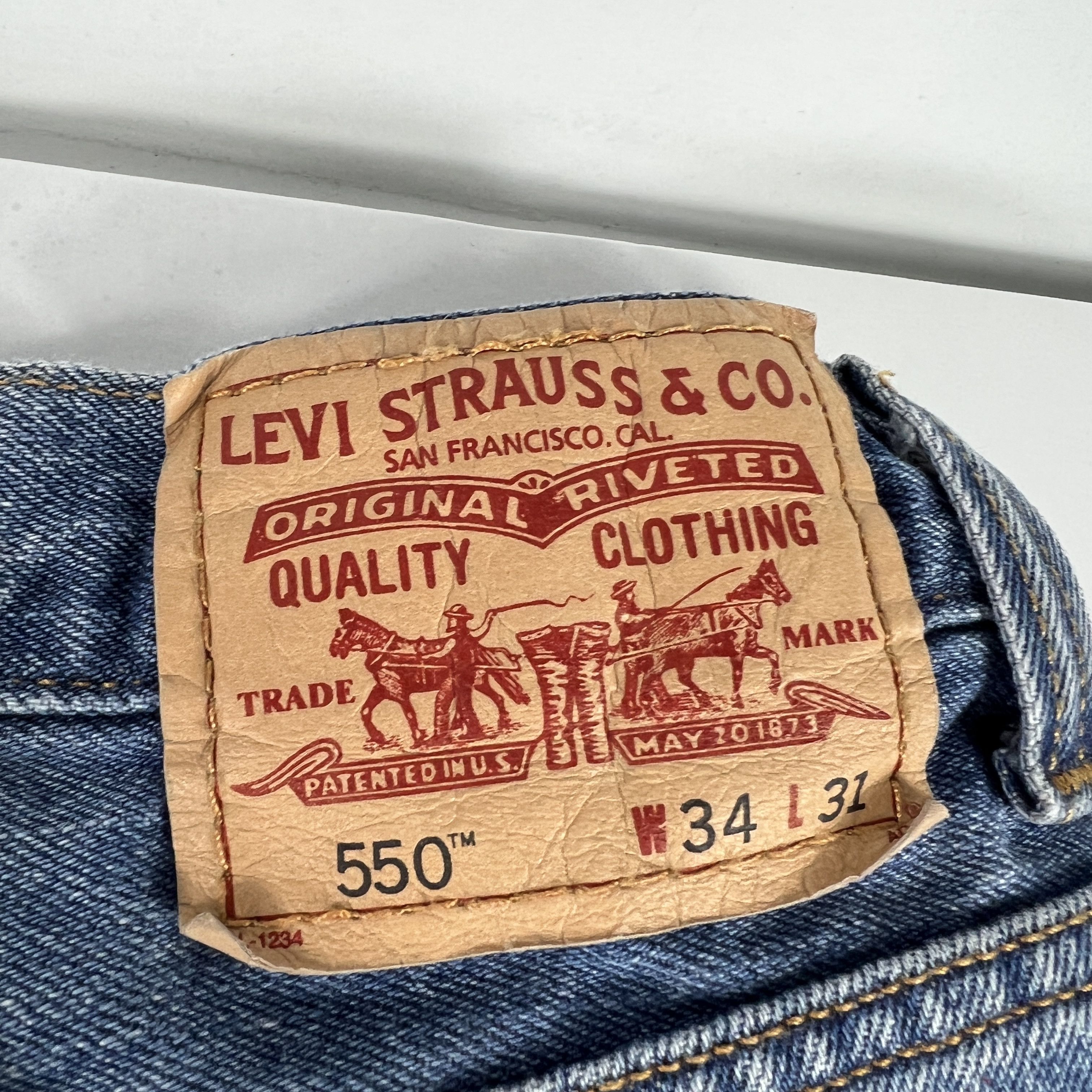 Levi's × Vintage Y2K Levi's Jeans 550 Relaxed Blue Faded Cotton Denim Size US 34 / EU 50 - 14 Thumbnail