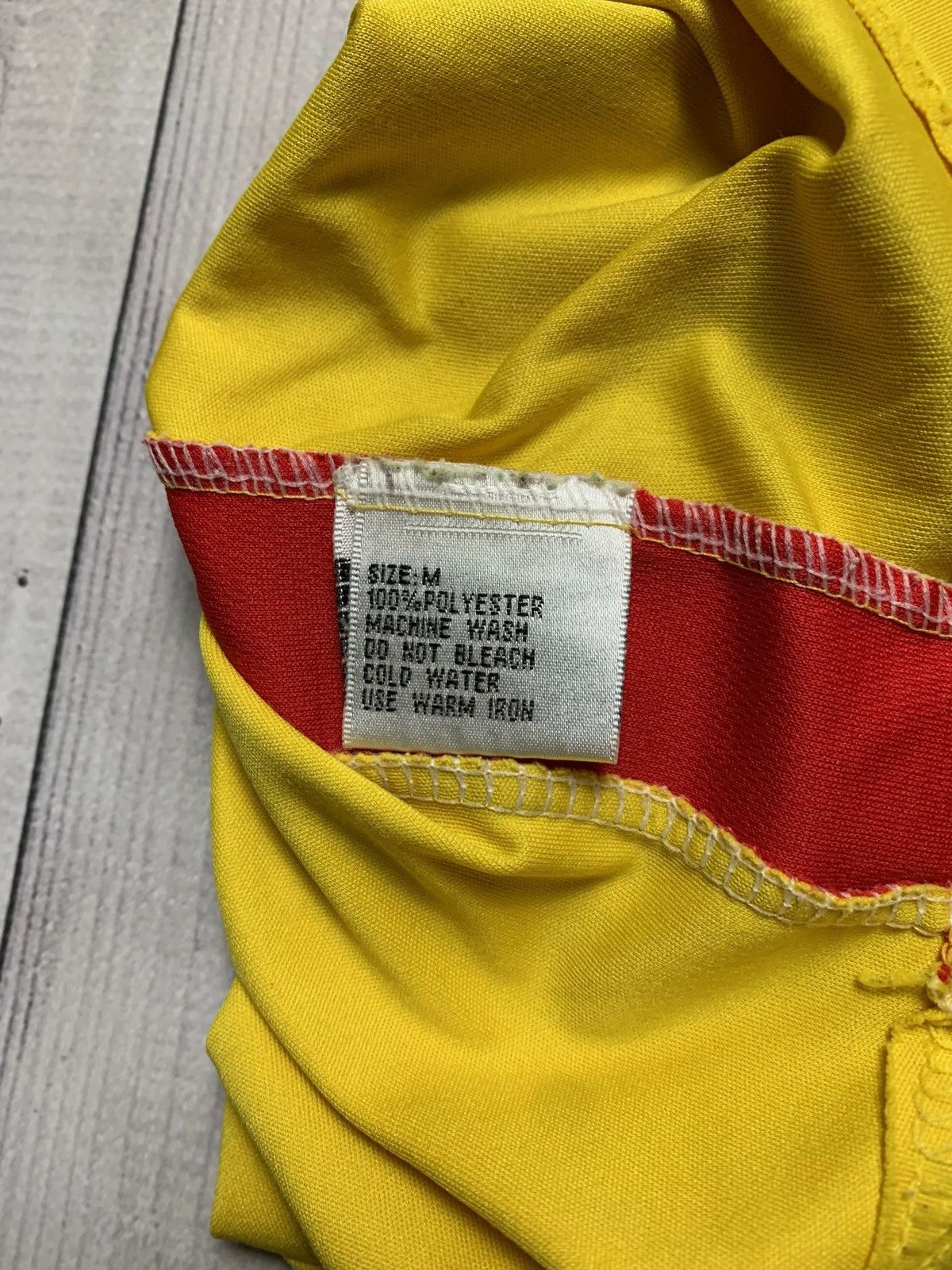 Vintage Vintage 9 Eto’o Cameron yellow tee rare Size US M / EU 48-50 / 2 - 7 Thumbnail