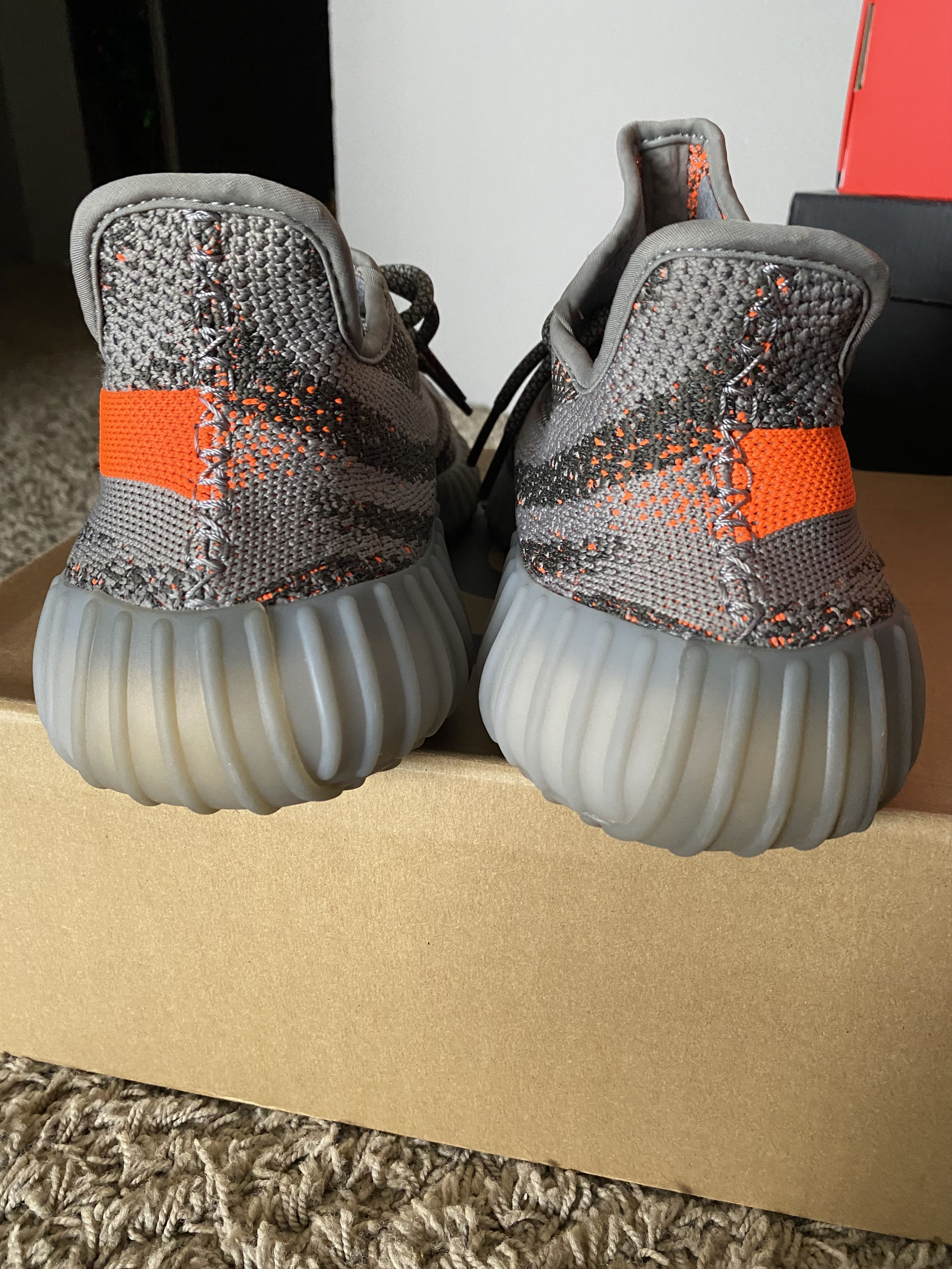 Adidas × Kanye West Yeezy 350 v2 Beluga Reflective Size US 10.5 / EU 43-44 - 10 Thumbnail