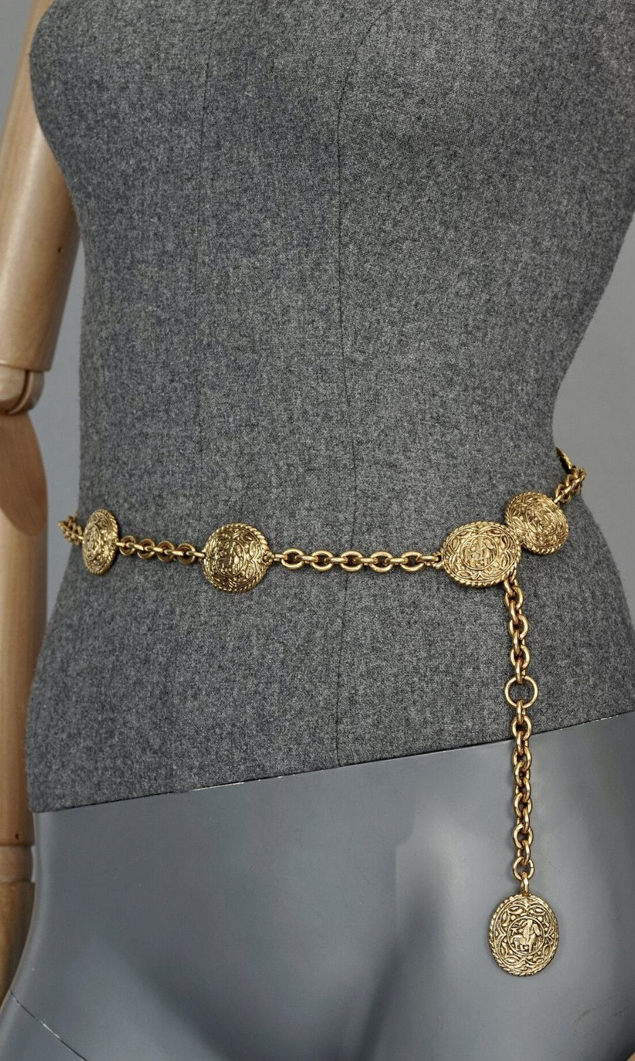 Chanel 80s CHANEL Horse Riding Motif Medallion Necklace Belt Size ONE SIZE - 12 Thumbnail