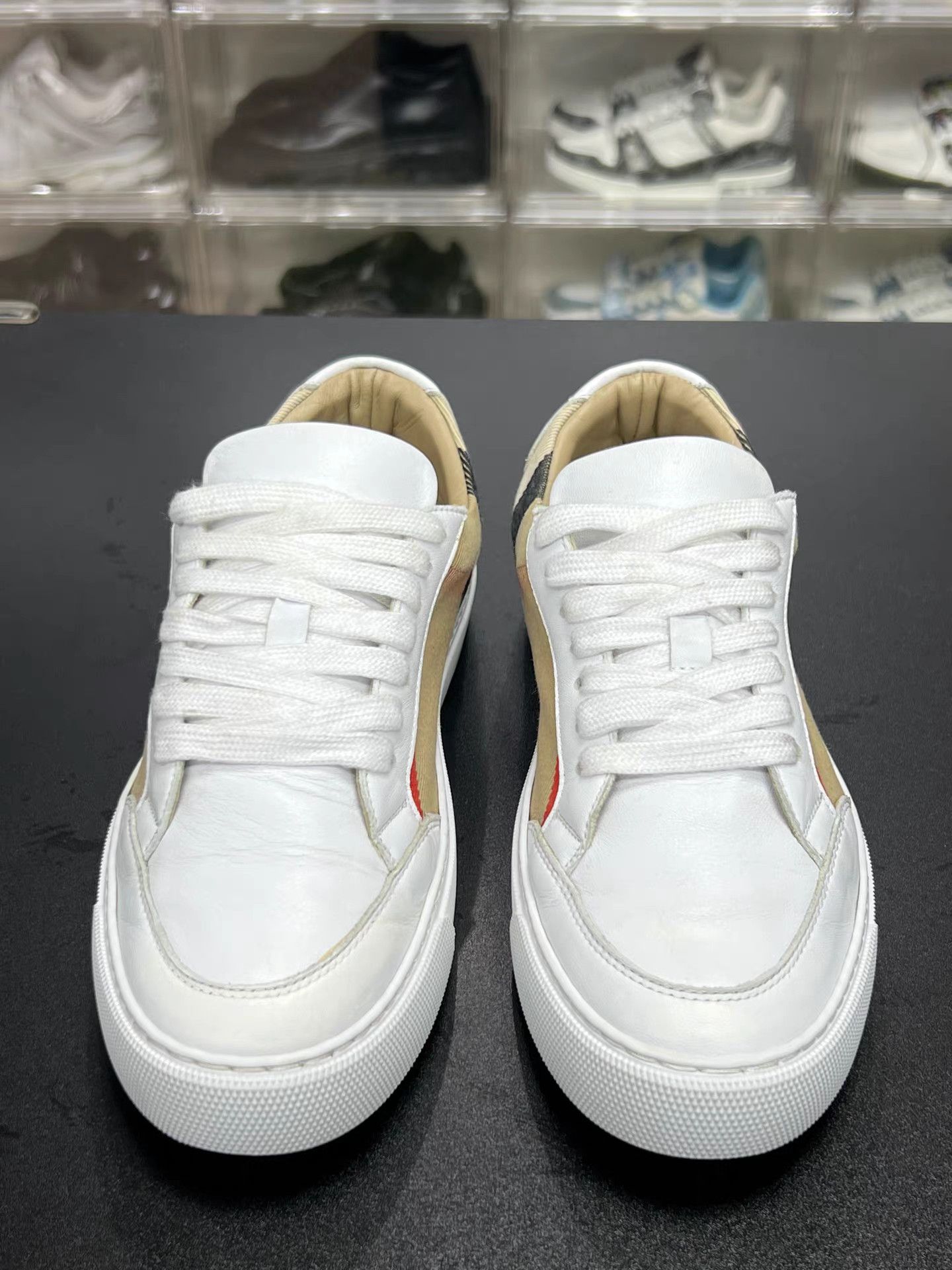 Burberry Burberry Check Low-Top Sneakers K15 Size US 6 / IT 36 - 2 Thumbnail
