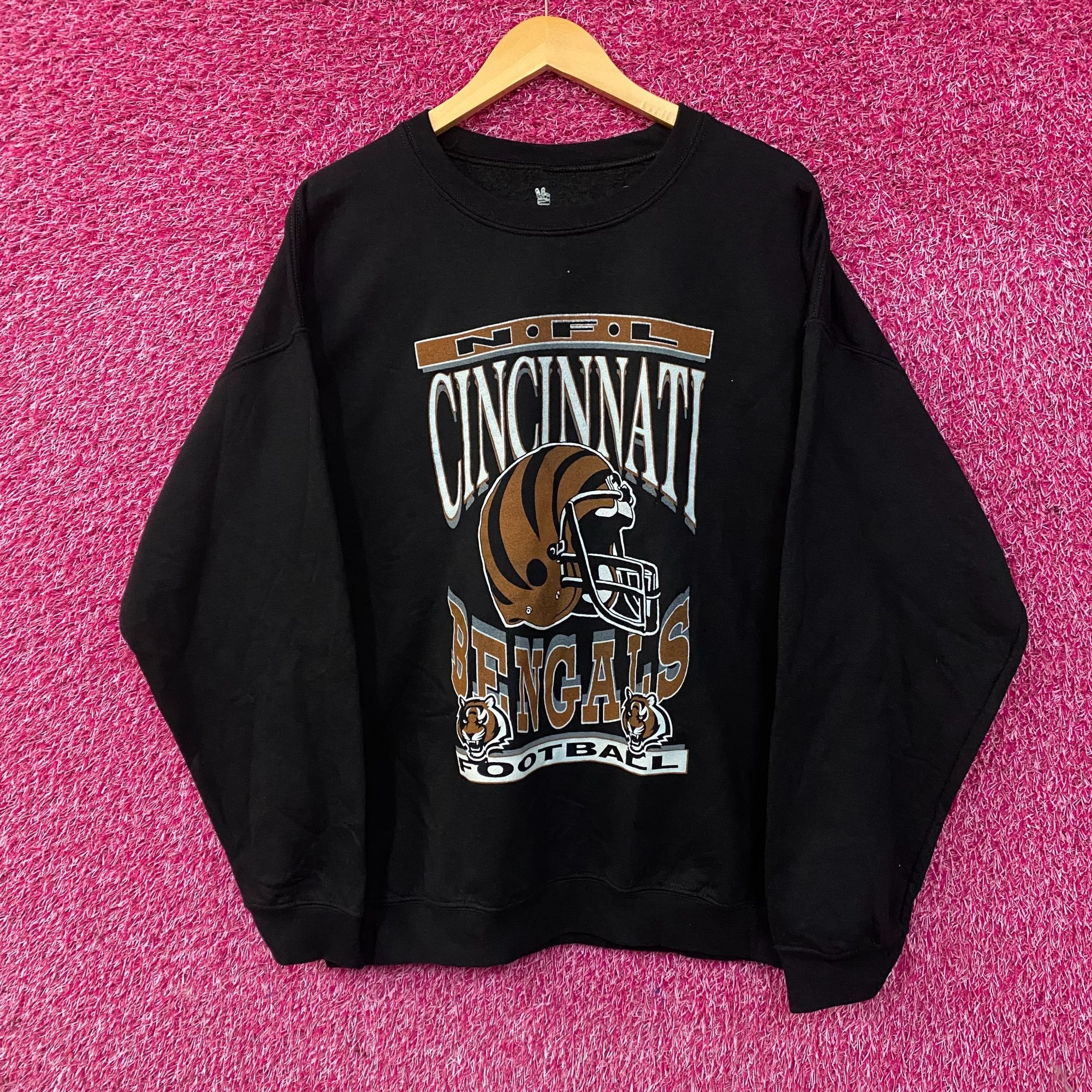 Junk Food Cincinnati Bengals NFL Helmet Logo Crewneck Sweatshirt Large Size US L / EU 52-54 / 3 - 1 Thumbnail
