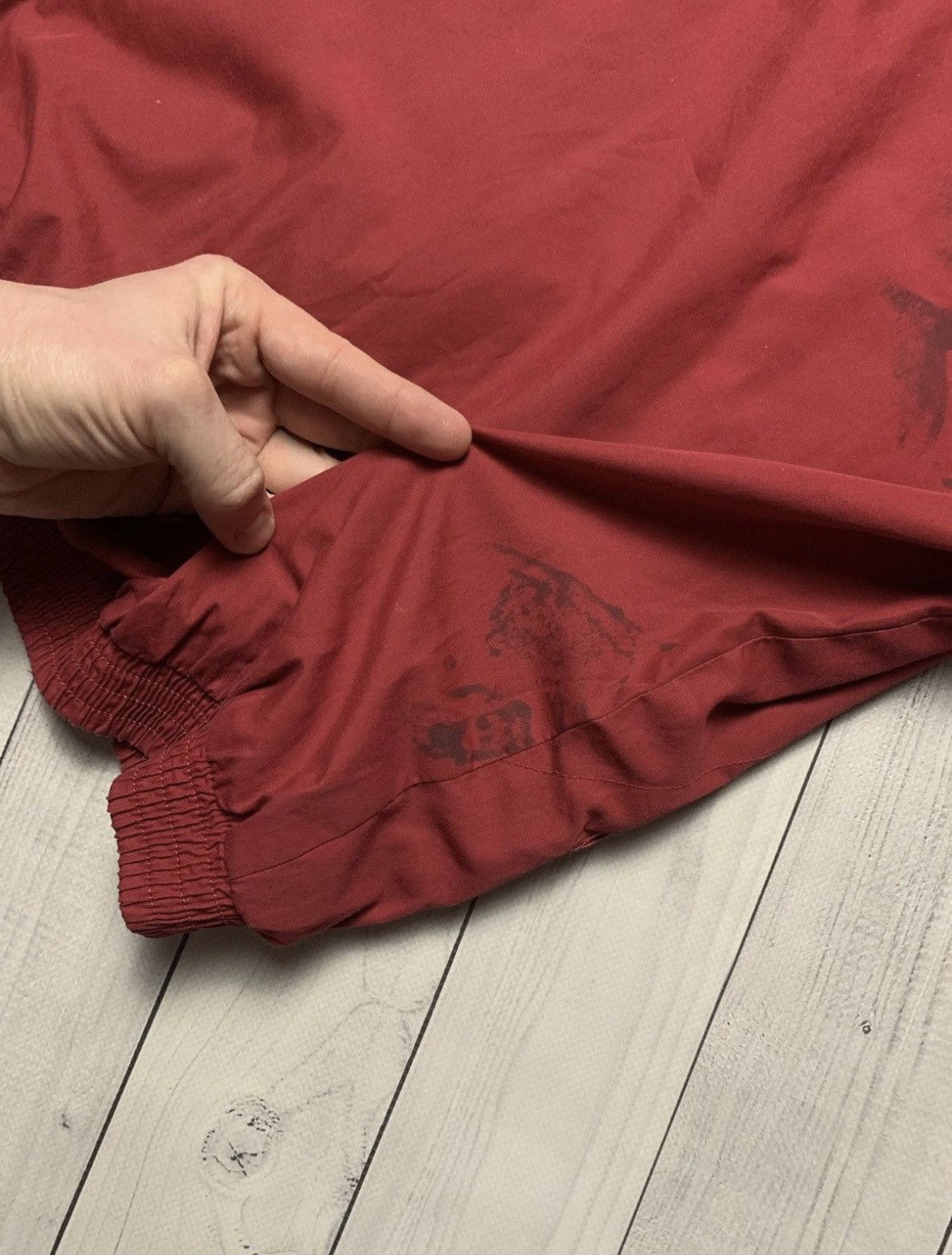 Nike × Vintage Vintage Nike track jacket size L logo red distressed Size US L / EU 52-54 / 3 - 12 Thumbnail