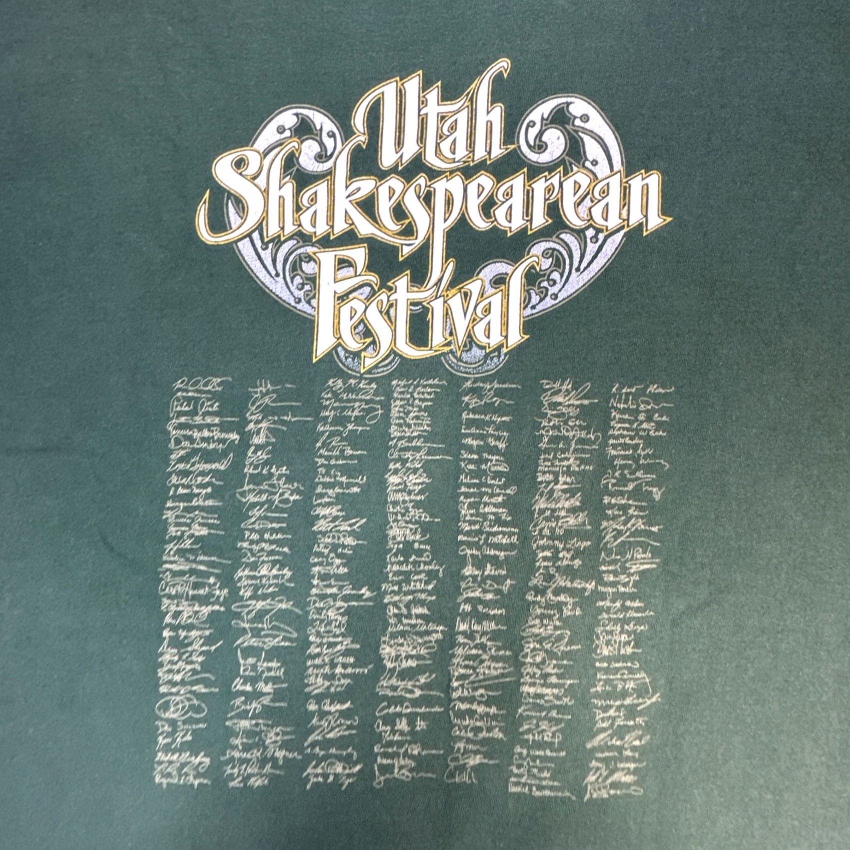 Soffe VINTAGE Soffe T-Shirt Men 2XL UTAH Shakespearean Festival LET'S PLAY 90s Y2K Shakespeare Green Graphic Print Slim Crew Neck Short Sleeve Shirt Size US XXL / EU 58 / 5 - 7 Thumbnail