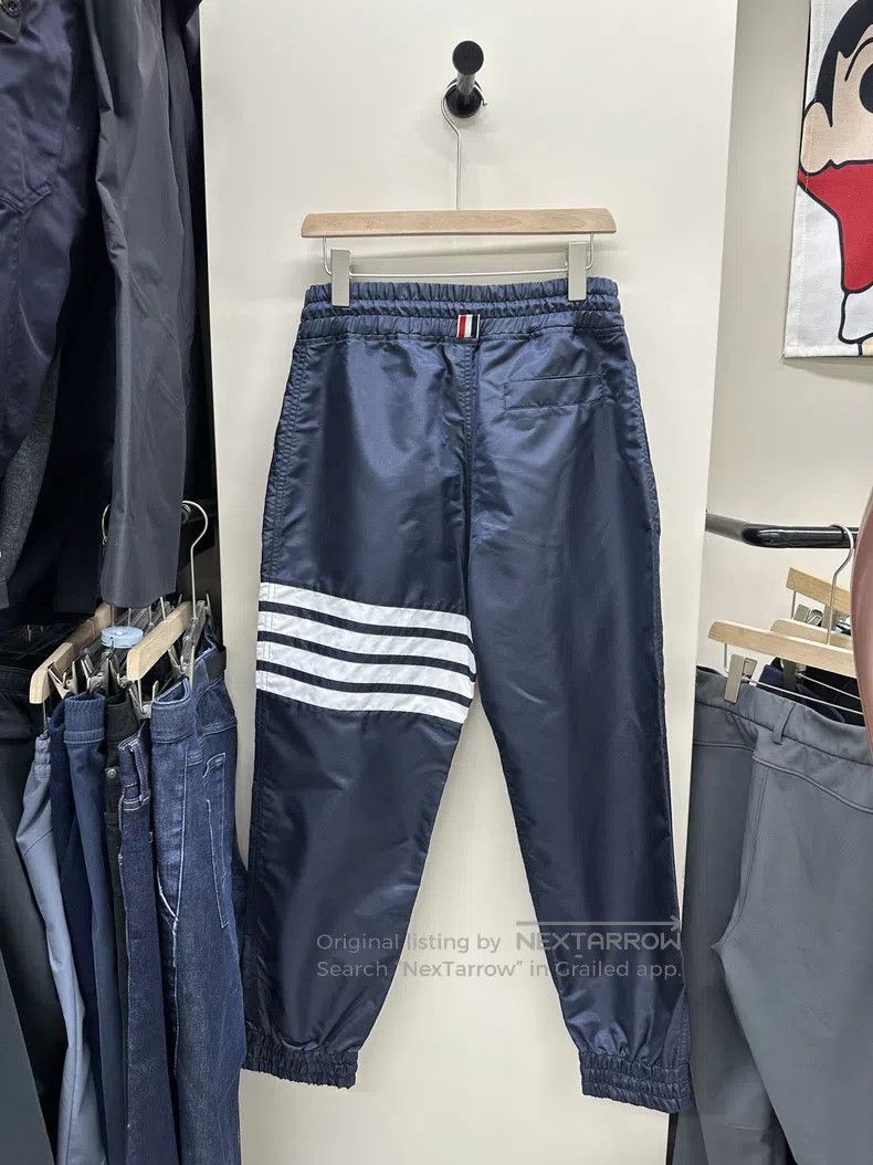 Thom Browne Thom Browne size 1 Navy striped printed nylon trousers Size US 39 - 2 Thumbnail